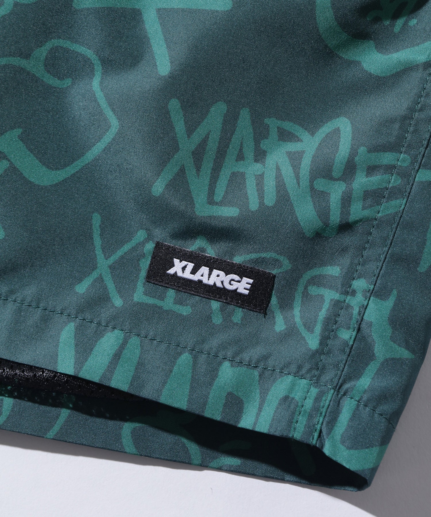 กางเกงขาสั้น XLARGE รุ่น Graffiti Easy Short Pants