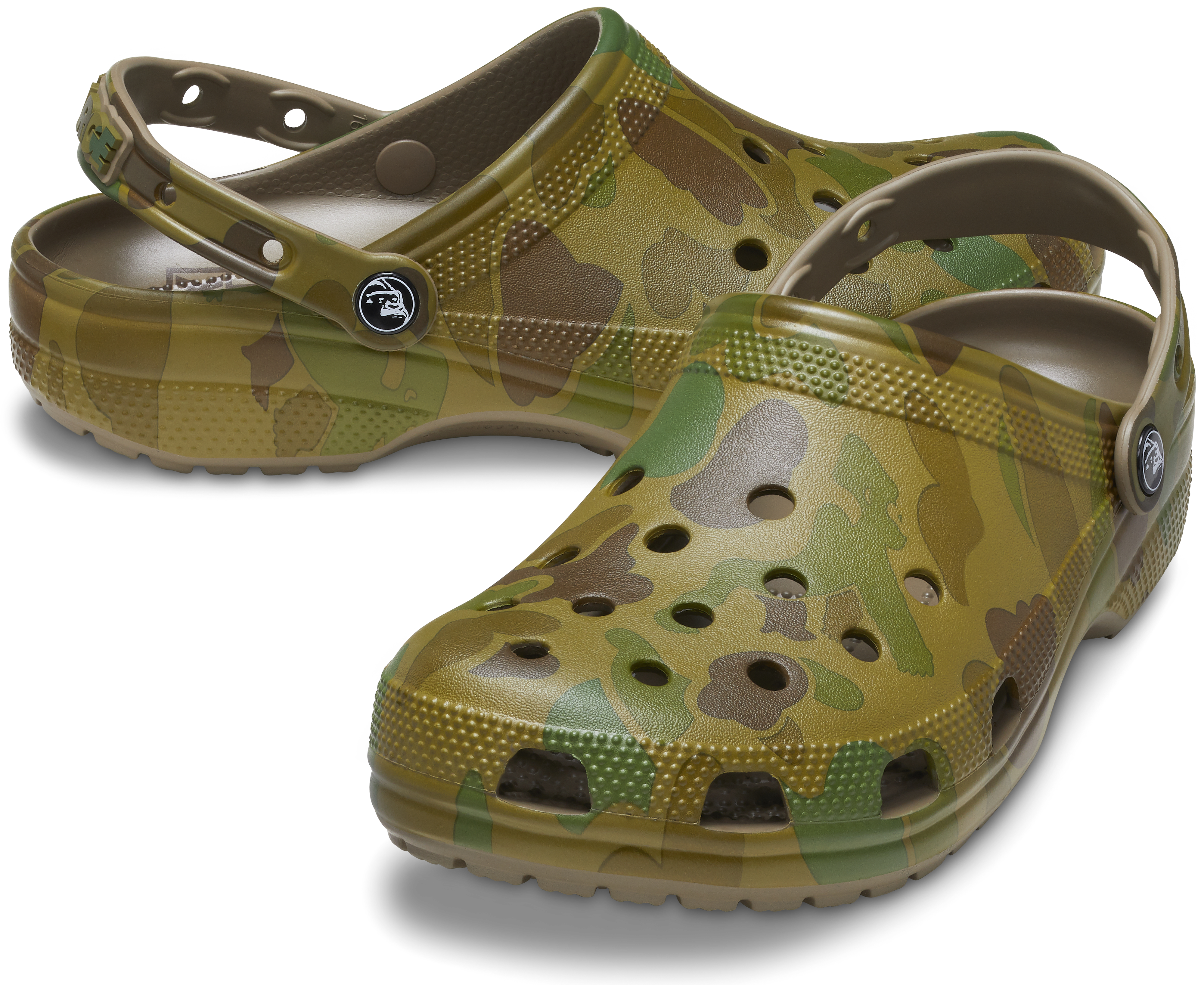 XLARGE × CROCS