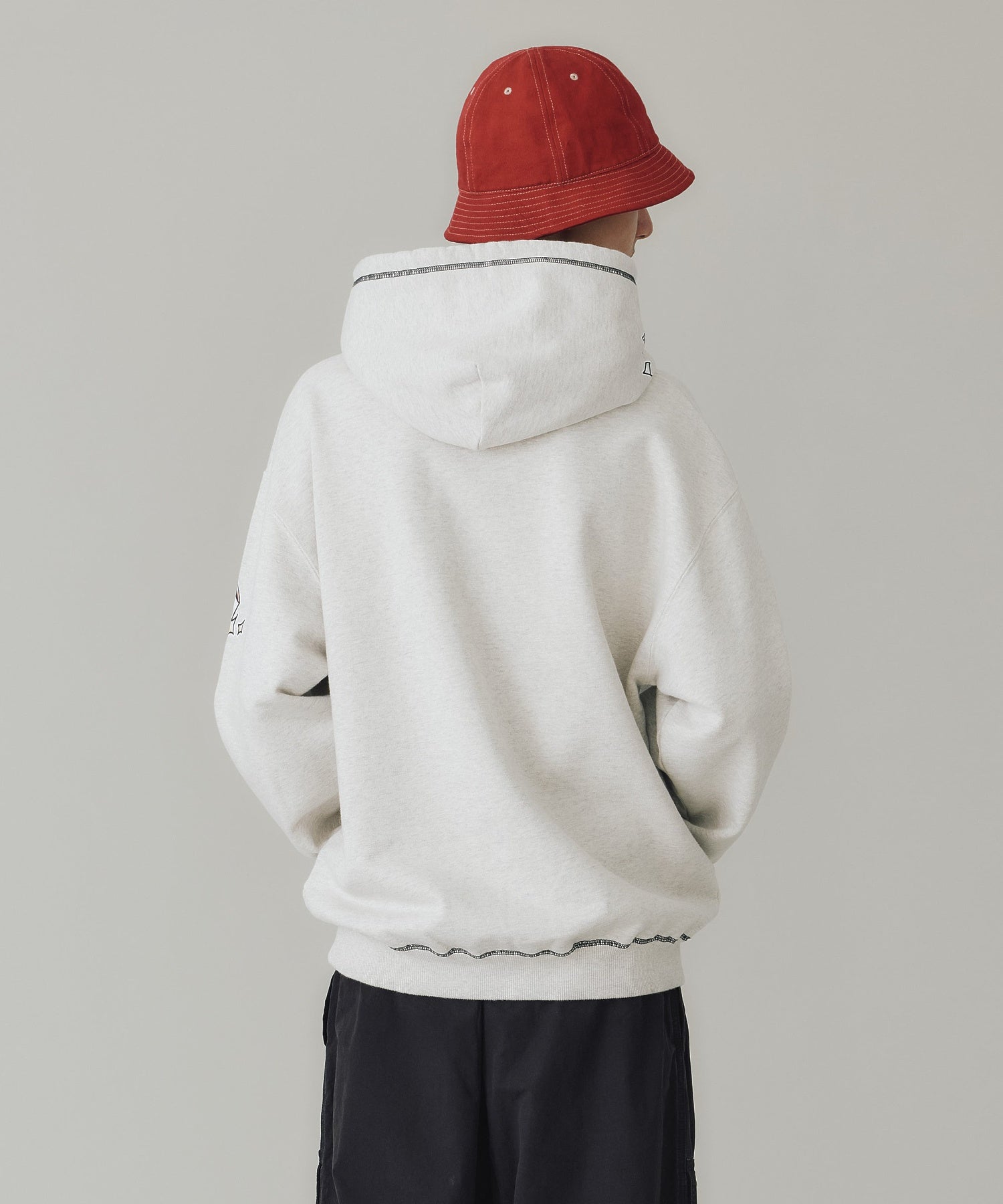 เสื้อสเวตเตอร์GOOD TIME HOODED SWEATSHIRT