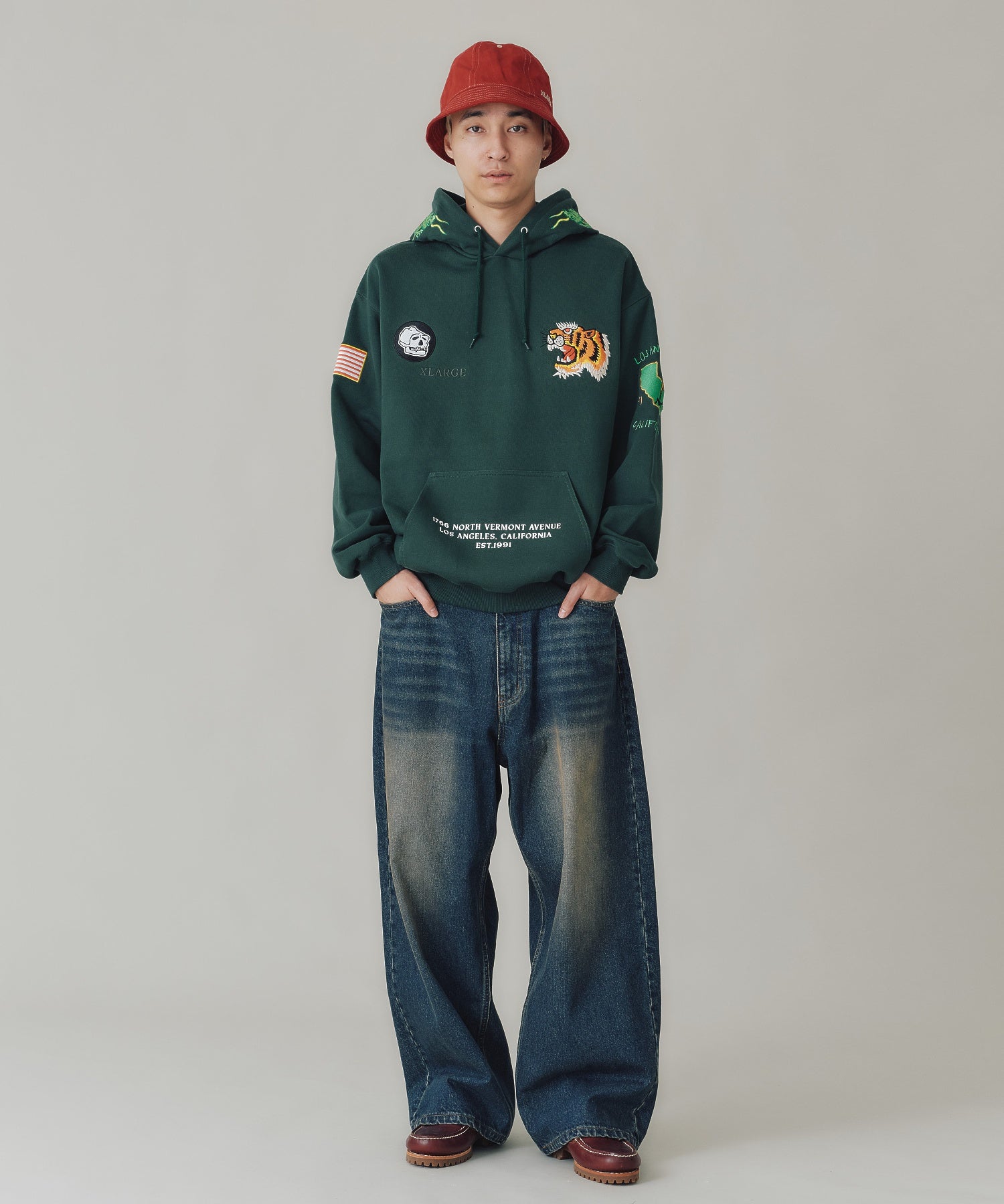เสื้อสเวตเตอร์ TIGER EMBROIDERY HOODED SWEATSHIRT