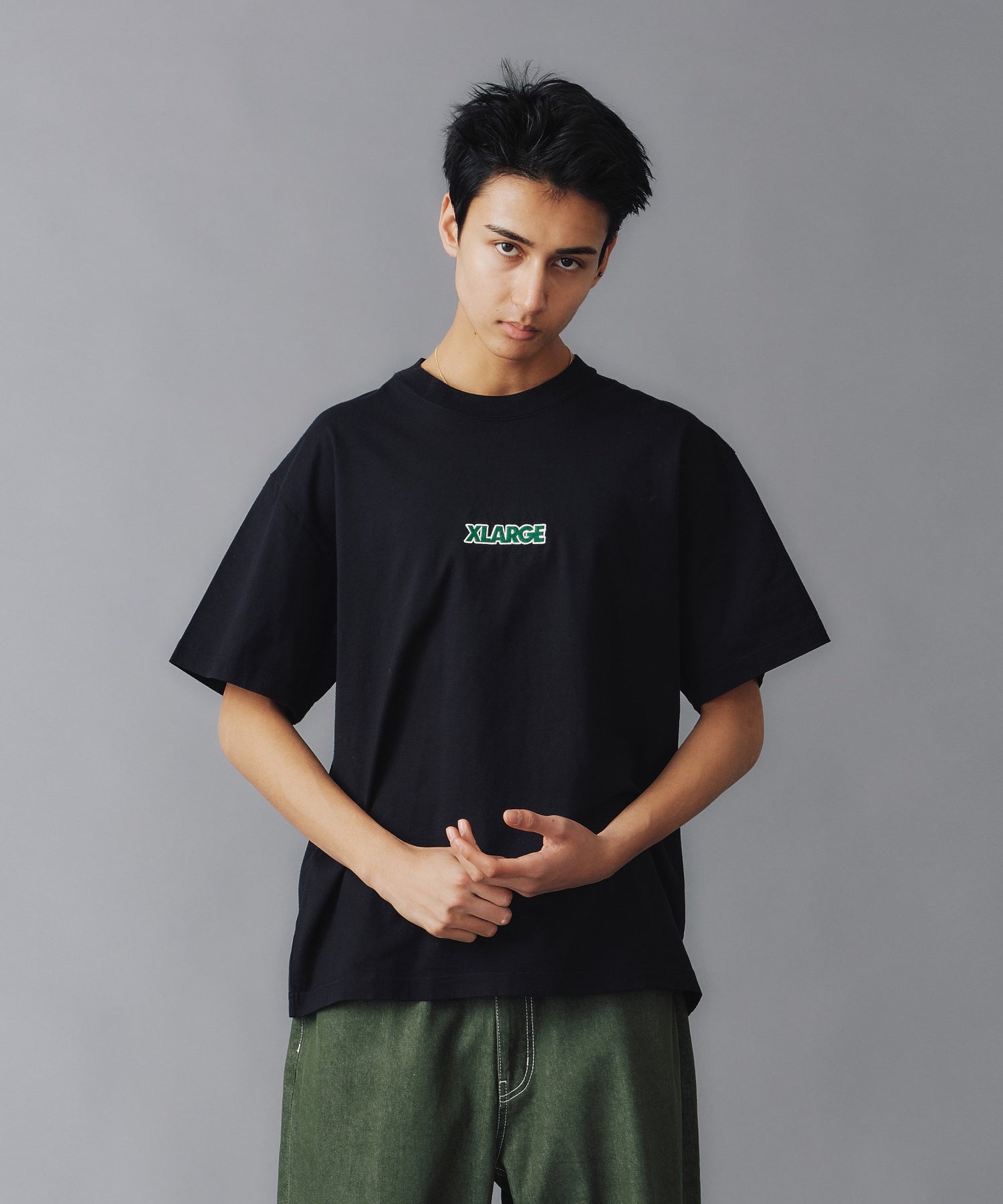 เสื้อยืดแขนสั้น XLARGE รุ่น STANDARD LOGO S/S TEE
