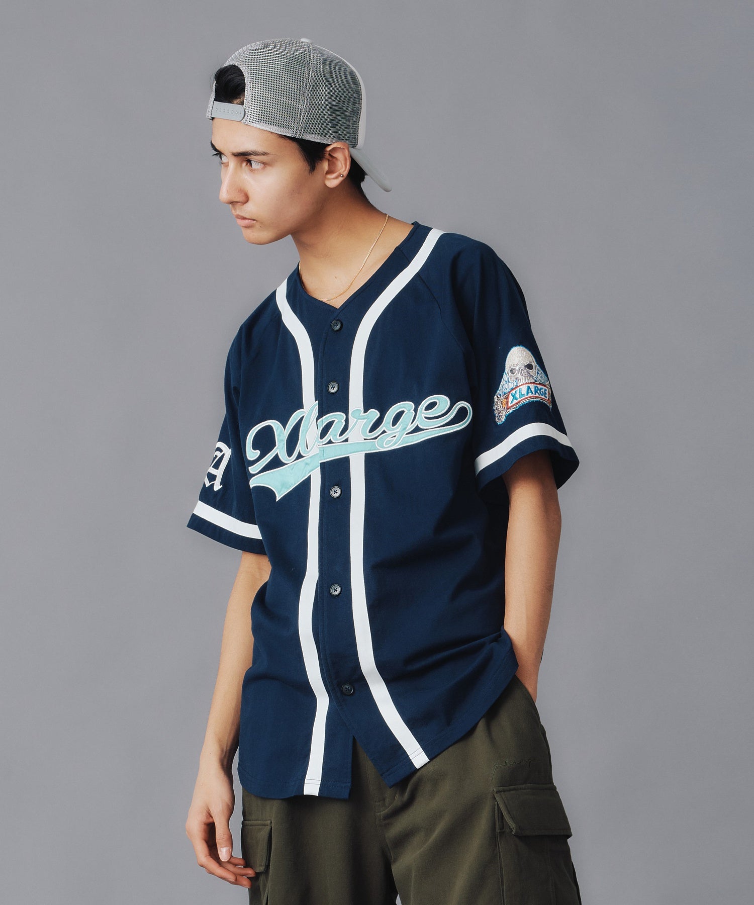 เสื้อเชิ้ต XLARGE รุ่น EMBROIDERED BASEBALL SHIRT
