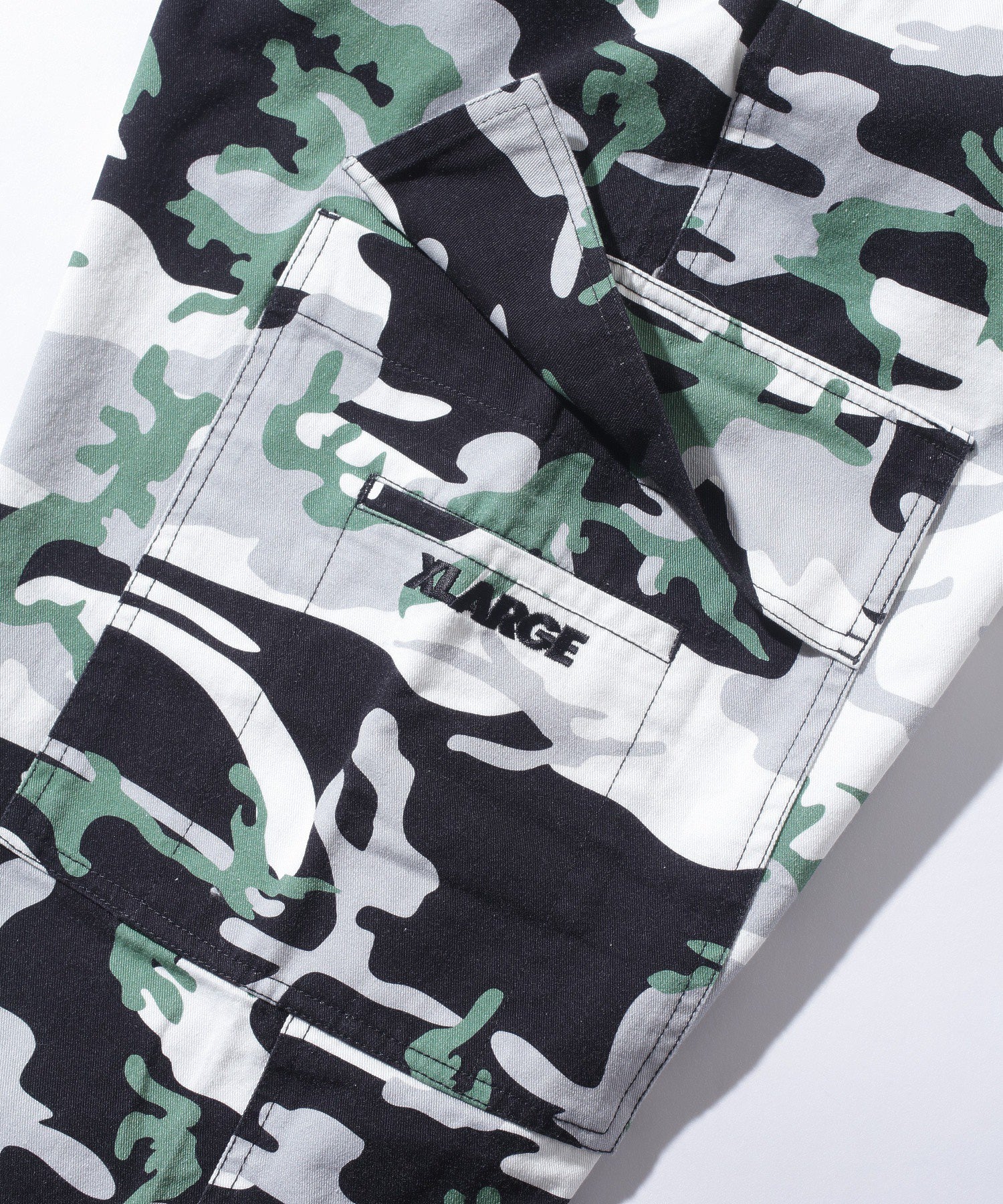 กางเกง XLARGE รุ่น RESORT CARGO PANTS