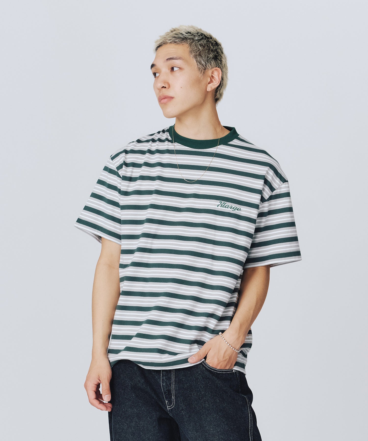 เสื้อยืดแขนสั้น XLARGE รุ่น Striped S/S Tee