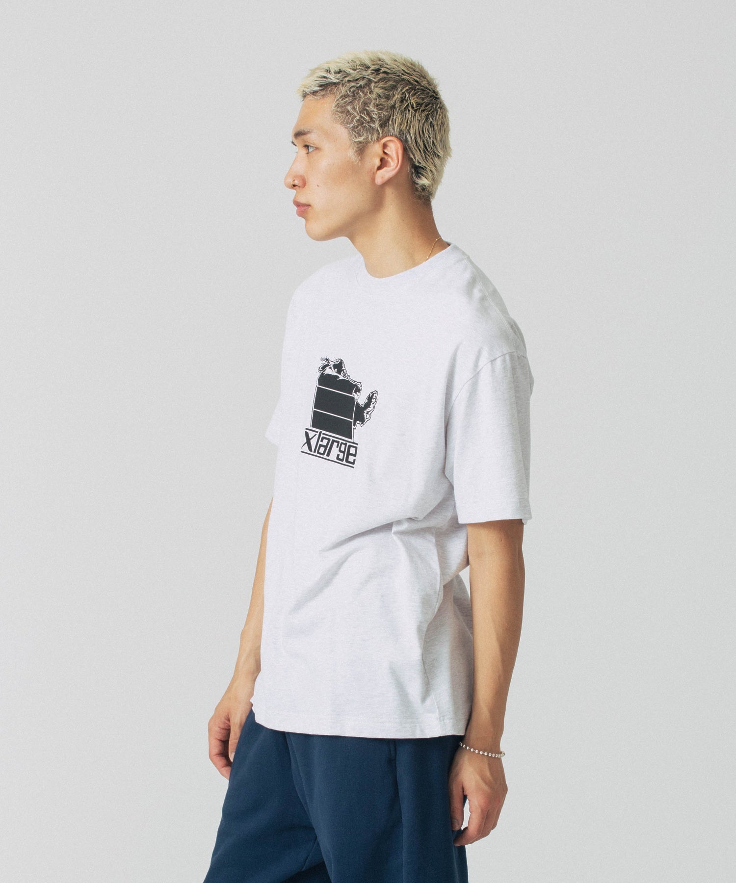 เสื้อยืดแขนสั้น XLARGE รุ่น Wind Pressure S/S Tee