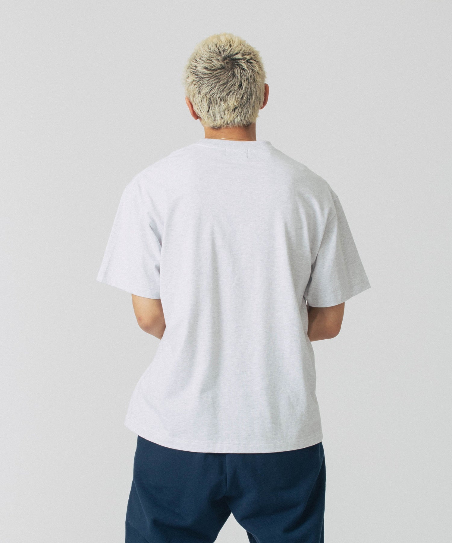 เสื้อยืดแขนสั้น XLARGE รุ่น Wind Pressure S/S Tee