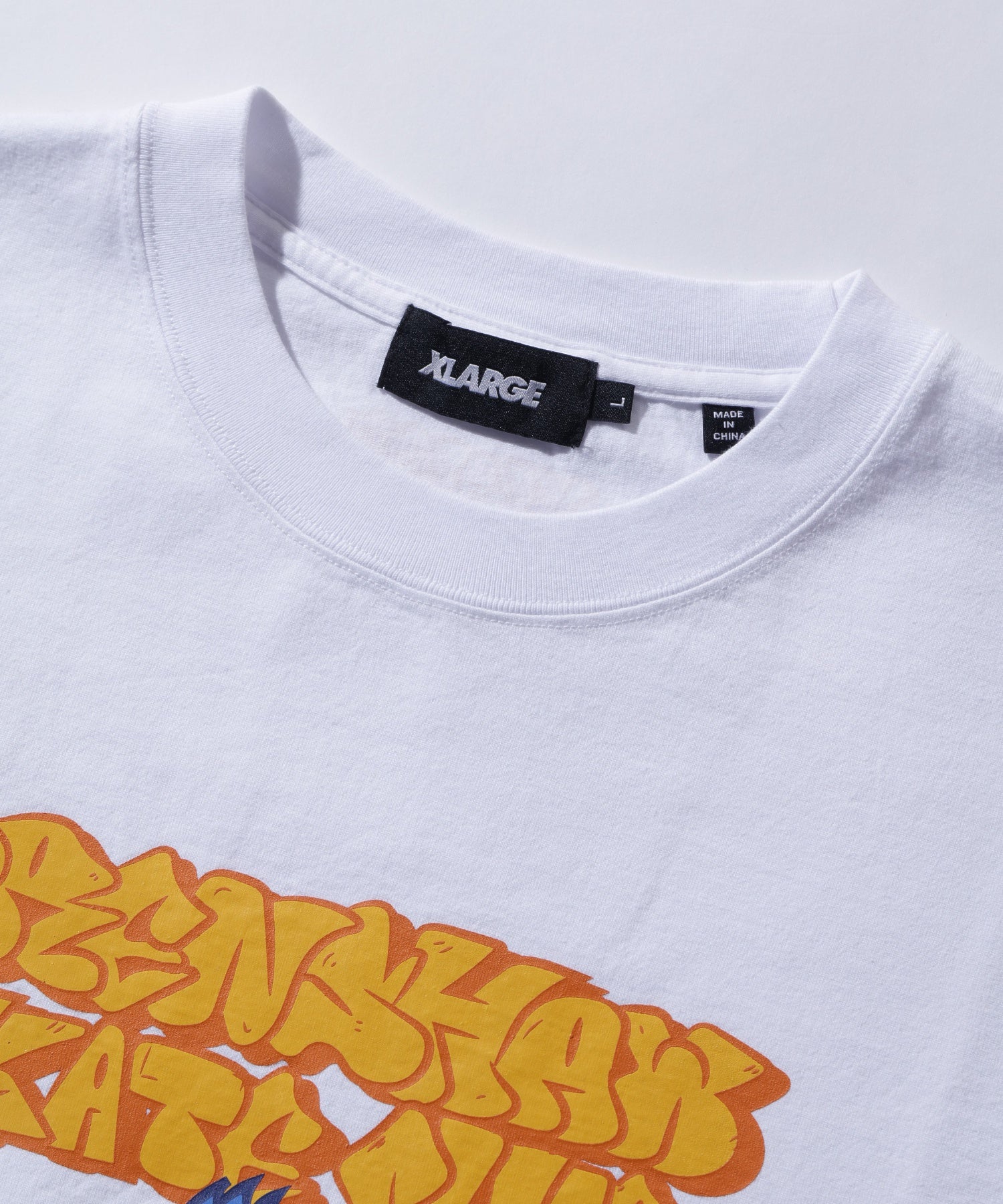 เสื้อยืดแขนสั้น Xlarge รุ่น Xlarge X Crenshaw Skate Club Vandalised Police Car s/s Tee