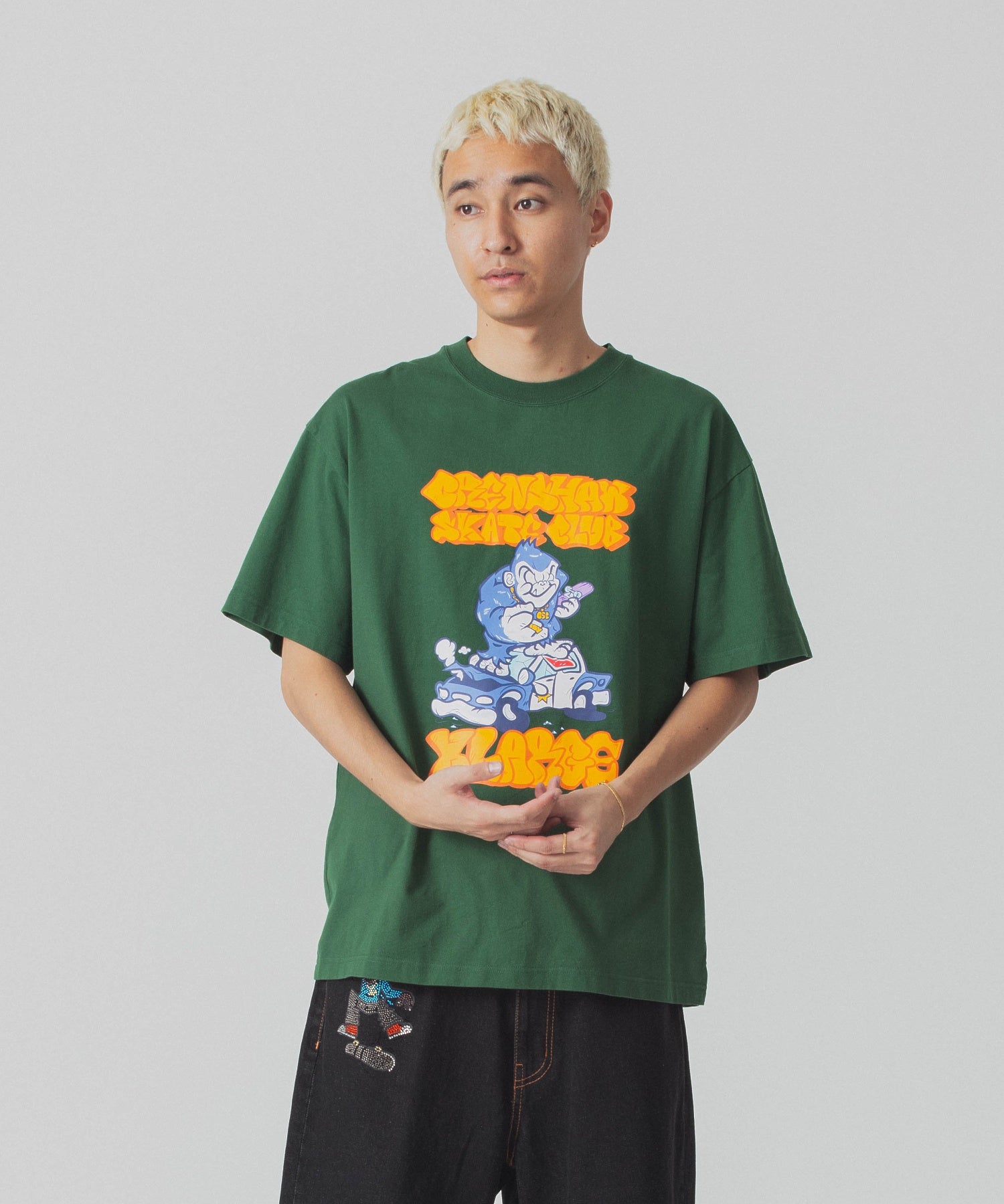 เสื้อยืดแขนสั้น Xlarge รุ่น Xlarge X Crenshaw Skate Club Vandalised Police Car s/s Tee