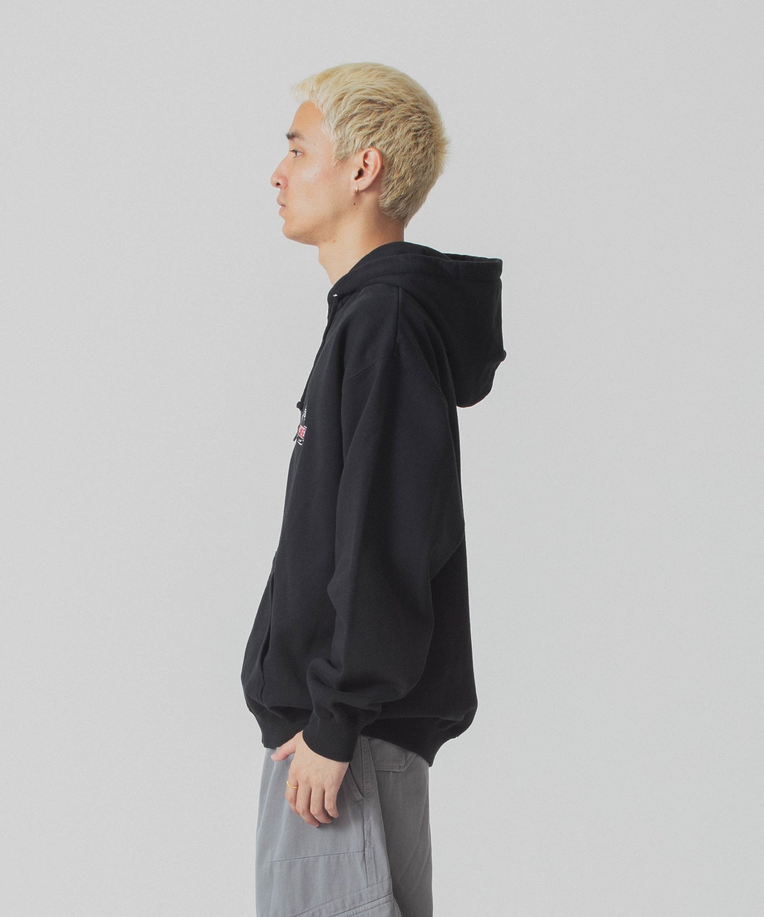 เสื้อฮู้ด XLARGE รุ่น Slanted OG Zip Hooded Sweatshirt