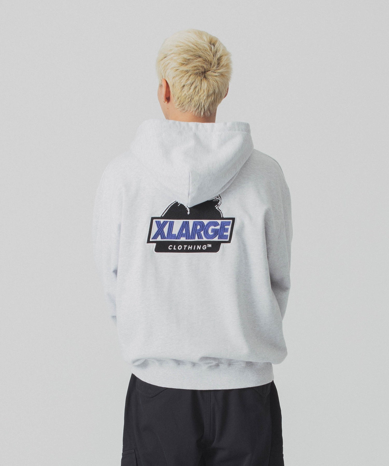 เสื้อฮู้ด XLARGE รุ่น Slanted OG Zip Hooded Sweatshirt