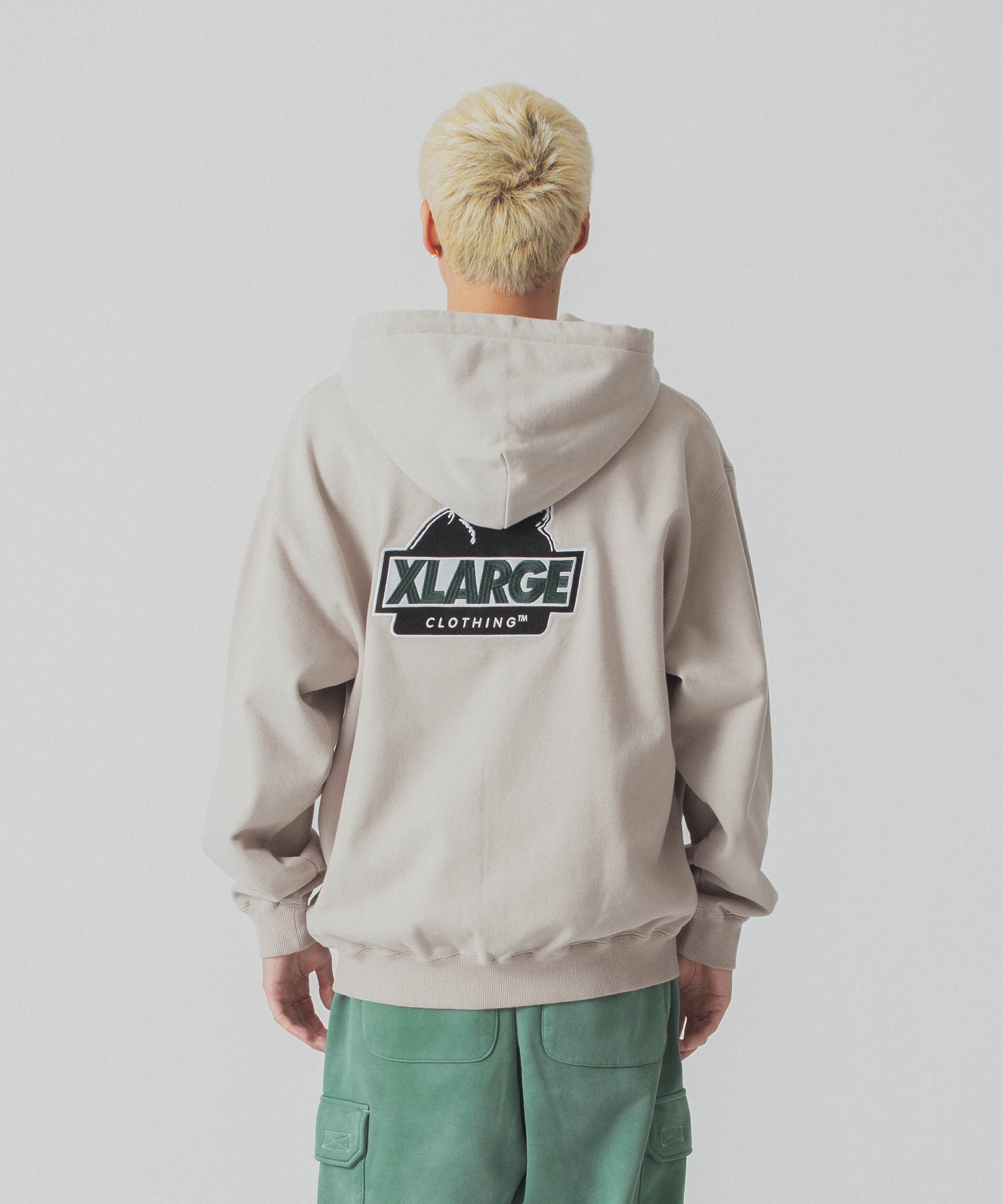 เสื้อฮู้ด XLARGE รุ่น Slanted OG Zip Hooded Sweatshirt