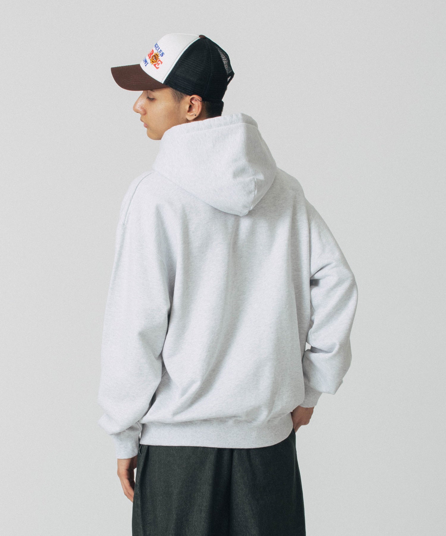 เสื้อฮู้ด XLARGE รุ่น Arch Logo Hooded Sweatshirt