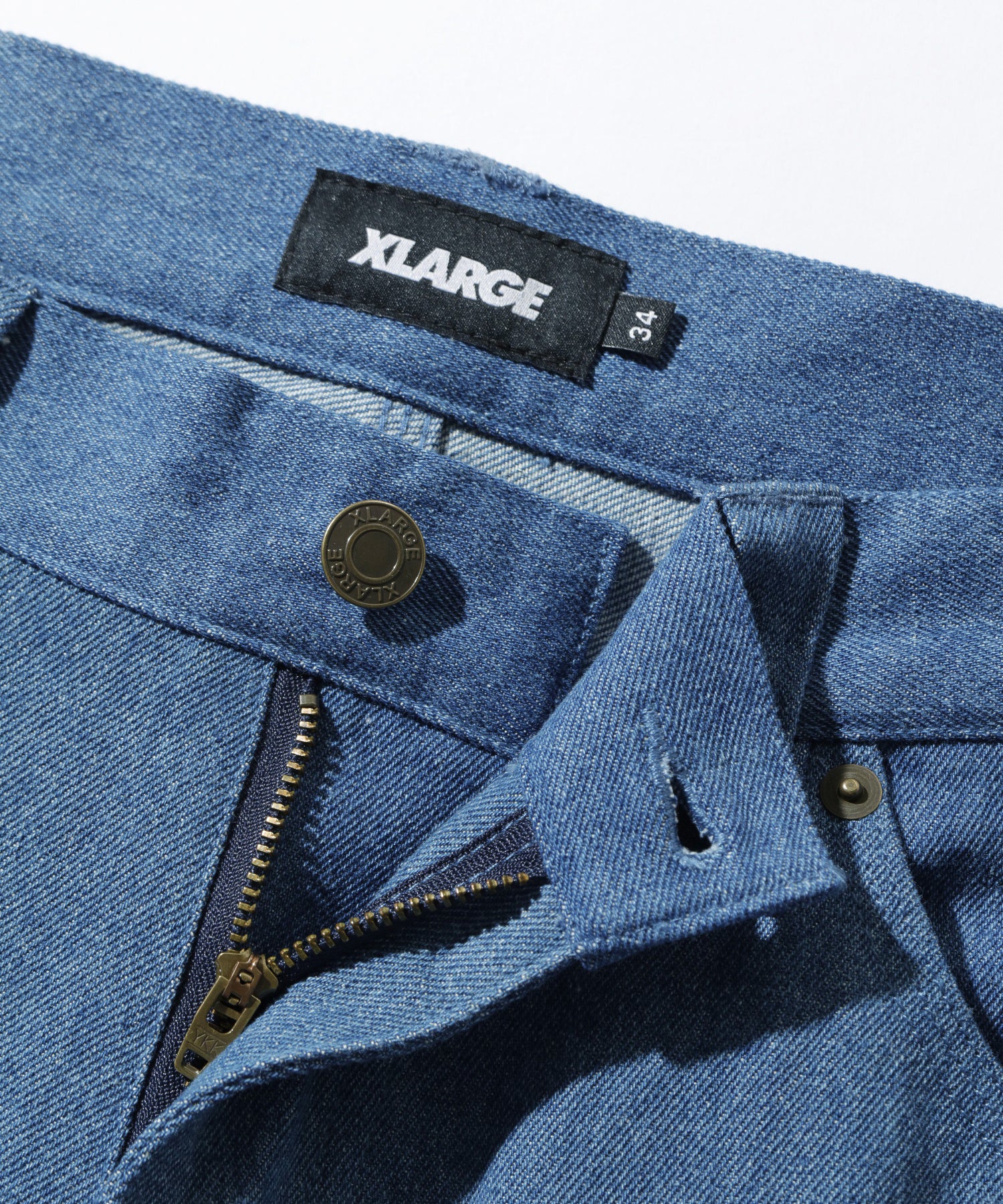 กางเกงขายาว XLARGE รุ่น Crown Painter Pants