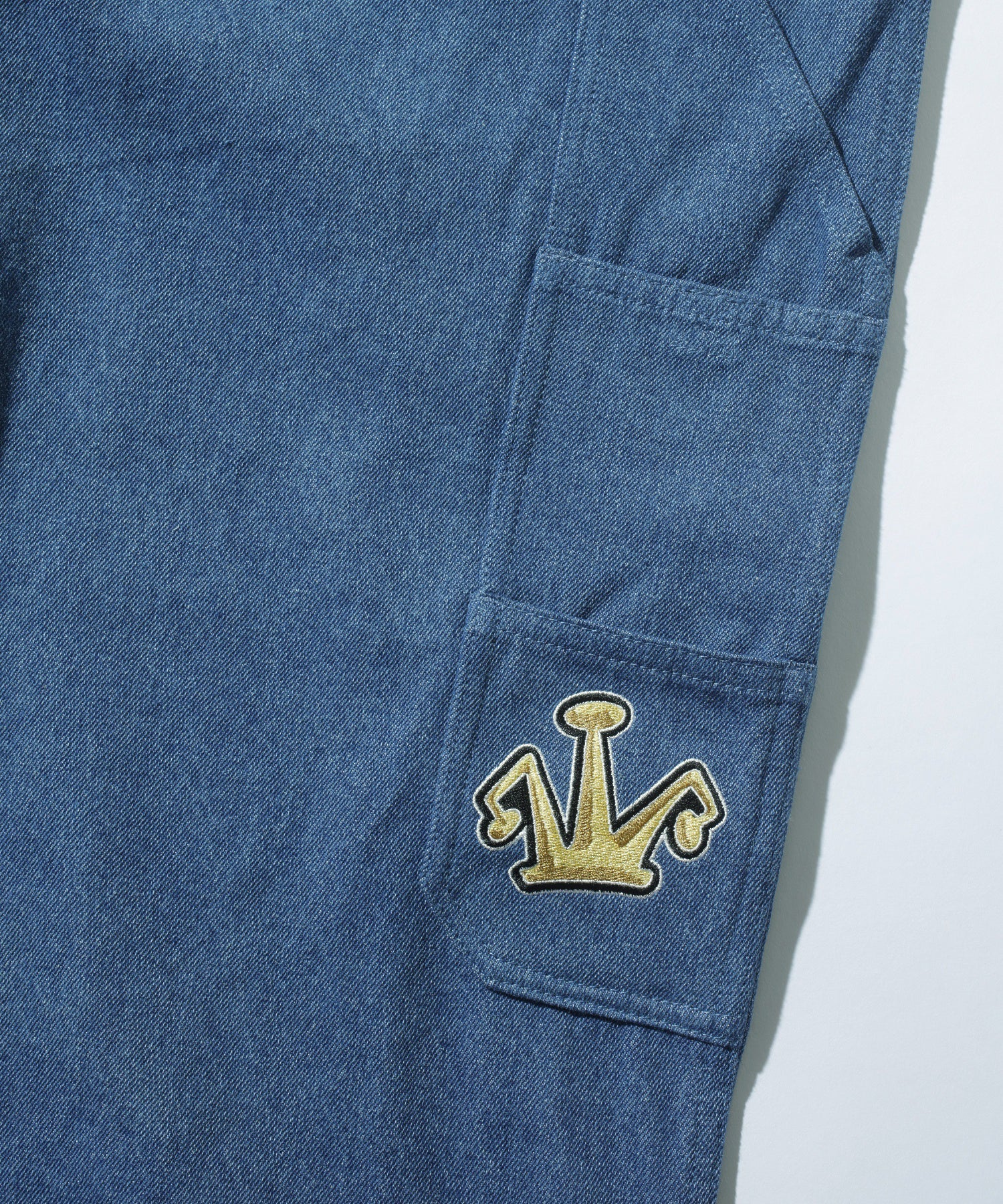 กางเกงขายาว XLARGE รุ่น Crown Painter Pants