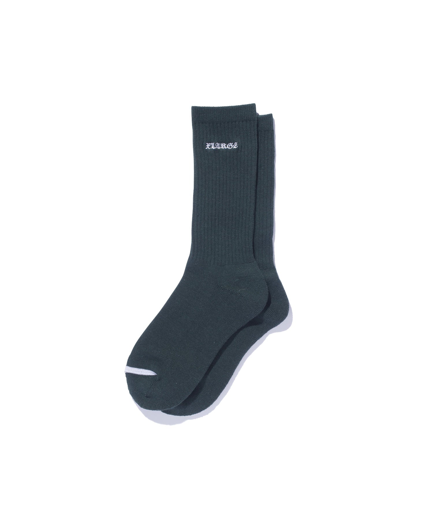 ถุงเท้า XLARGE รุ่น Old English Emb. Socks