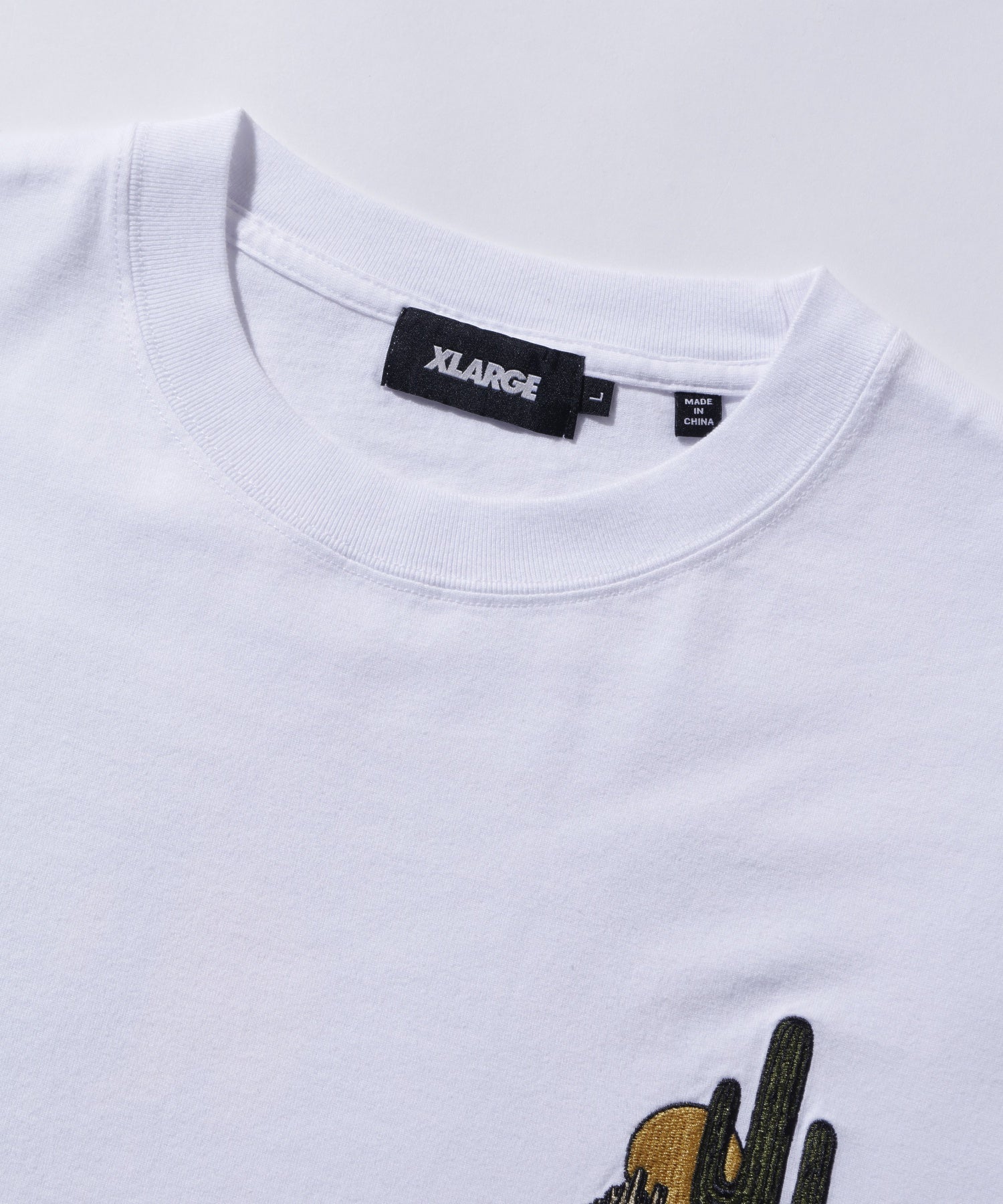 เสื้อยืดแขนสั้น XLARGE รุ่น Desert S/S Tee