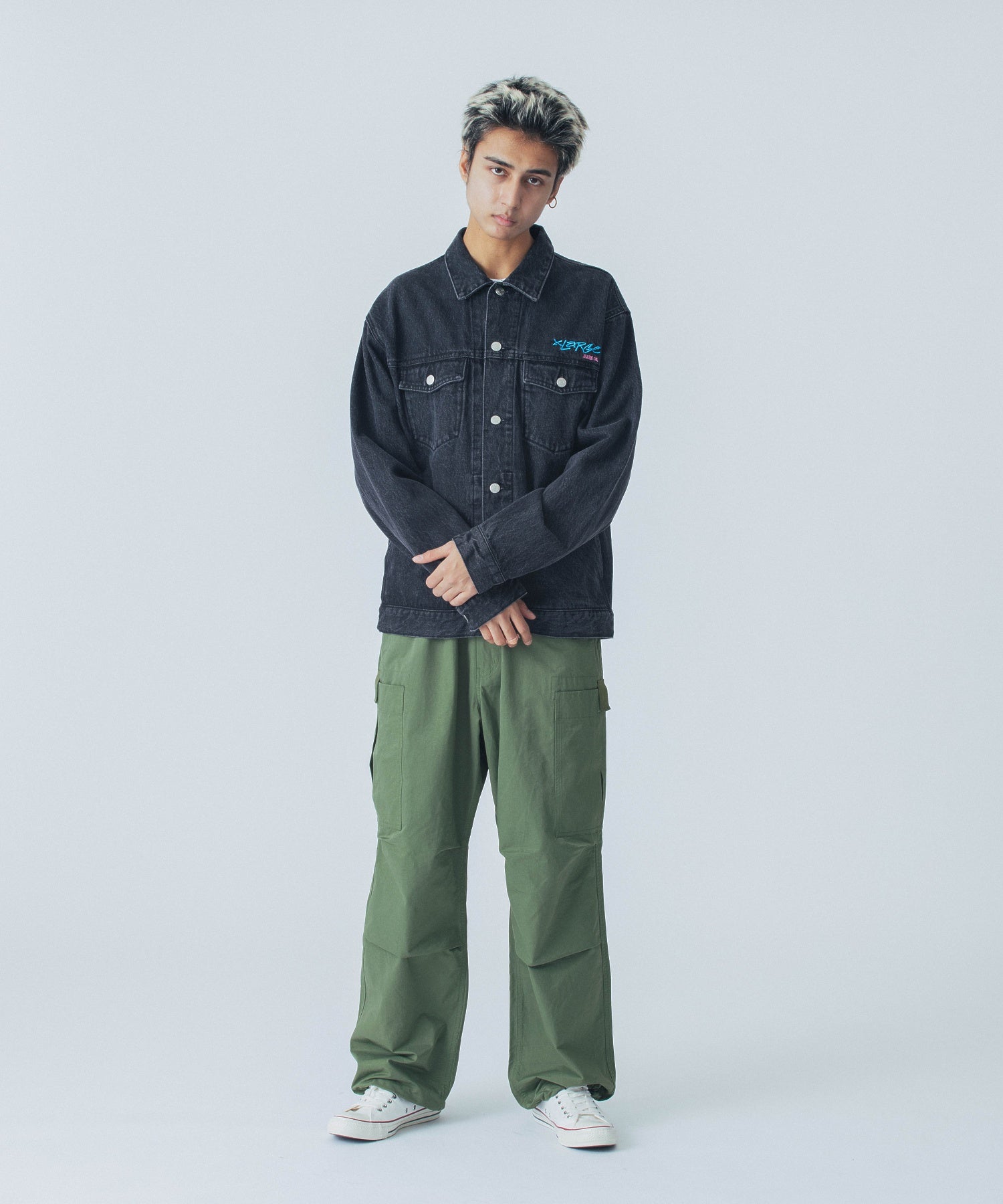 เสื้อแจ็คเก็ต XLARGE รุ่น Side Cutting Denim Jacket