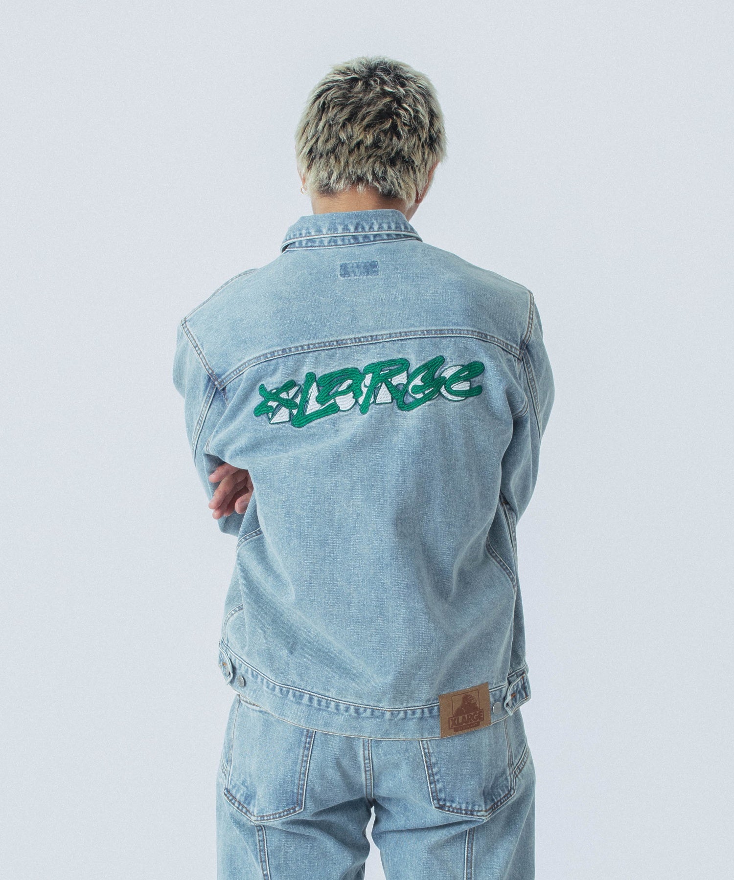เสื้อแจ็คเก็ต XLARGE รุ่น Side Cutting Denim Jacket