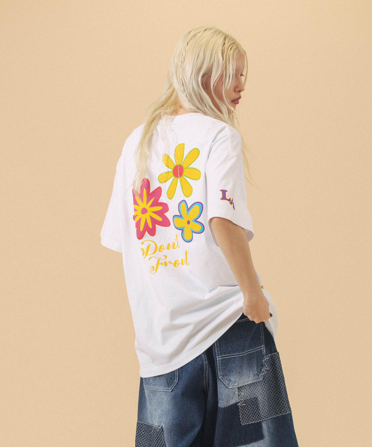 เสื้อยืดแขนสั้น XLARGE รุ่น Flower S/S Tee