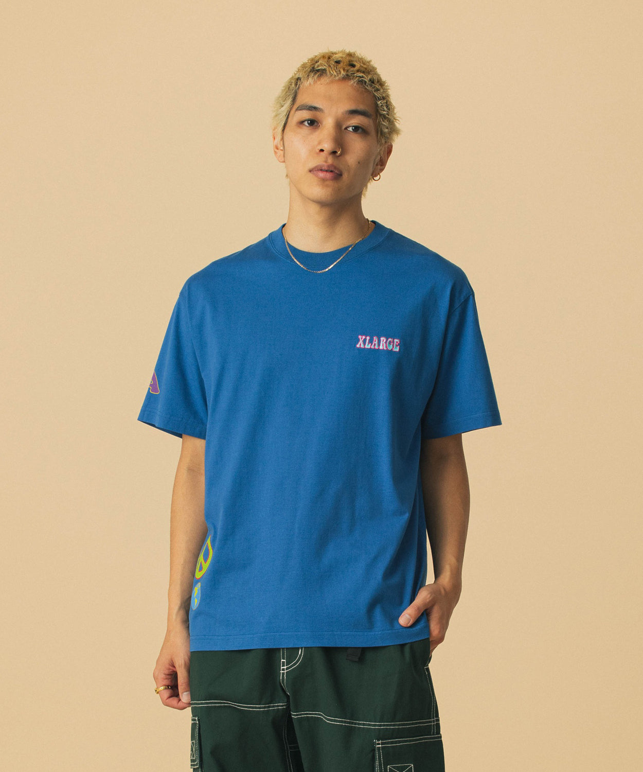 เสื้อยืดแขนสั้น XLARGE รุ่น Flower S/S Tee