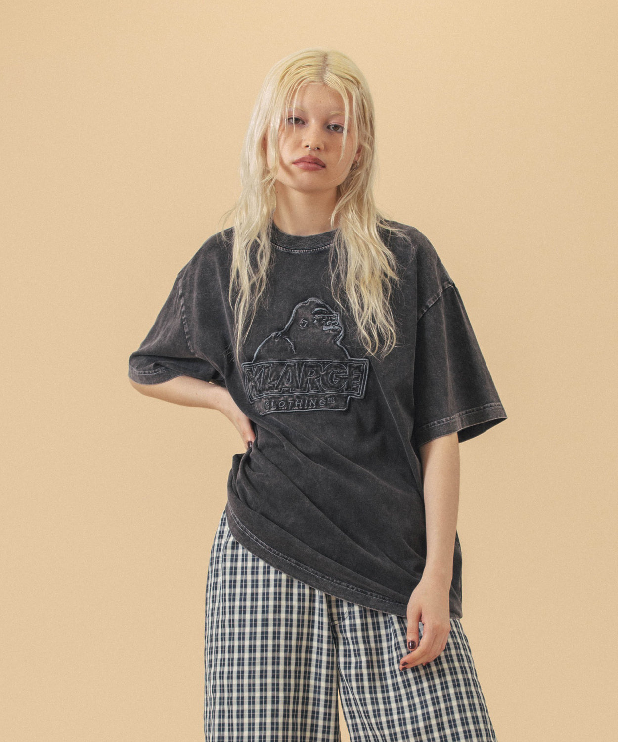 เสื้อยืดแขนสั้น XLARGE รุ่น Chemical Wash Slanted Og S/S Tee