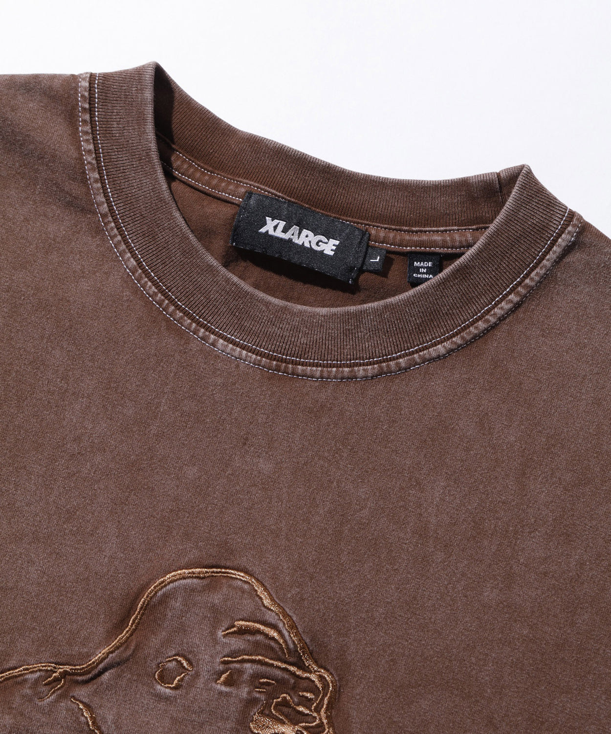 เสื้อยืดแขนสั้น XLARGE รุ่น Chemical Wash Slanted Og S/S Tee