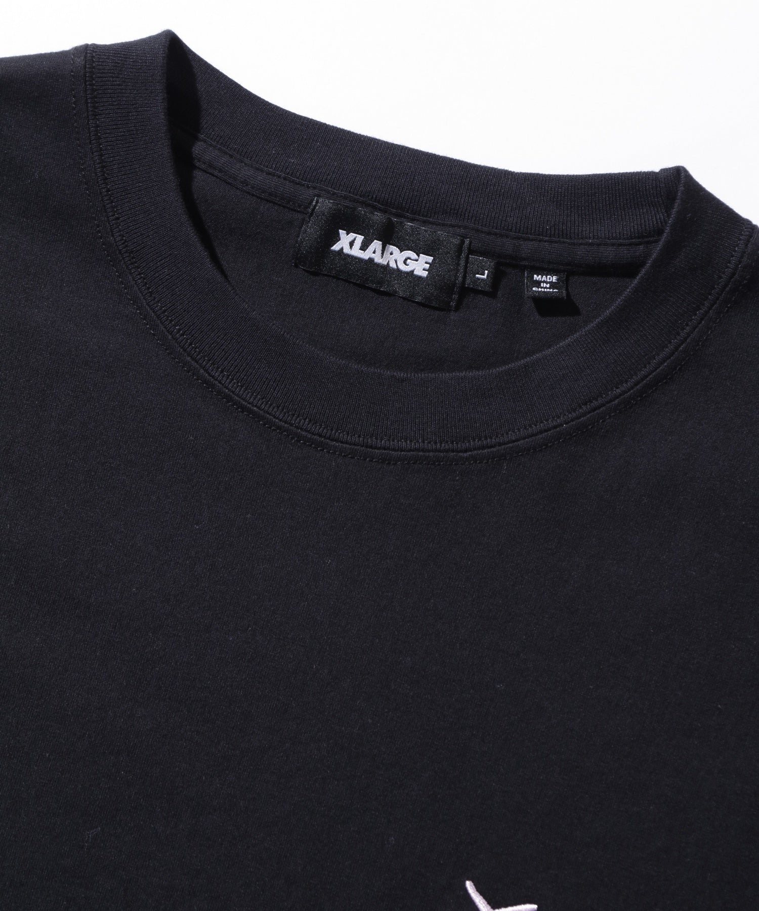 เสื้อยืดแขนสั้น XLARGE รุ่น Fountain Of Truth S/S Tee