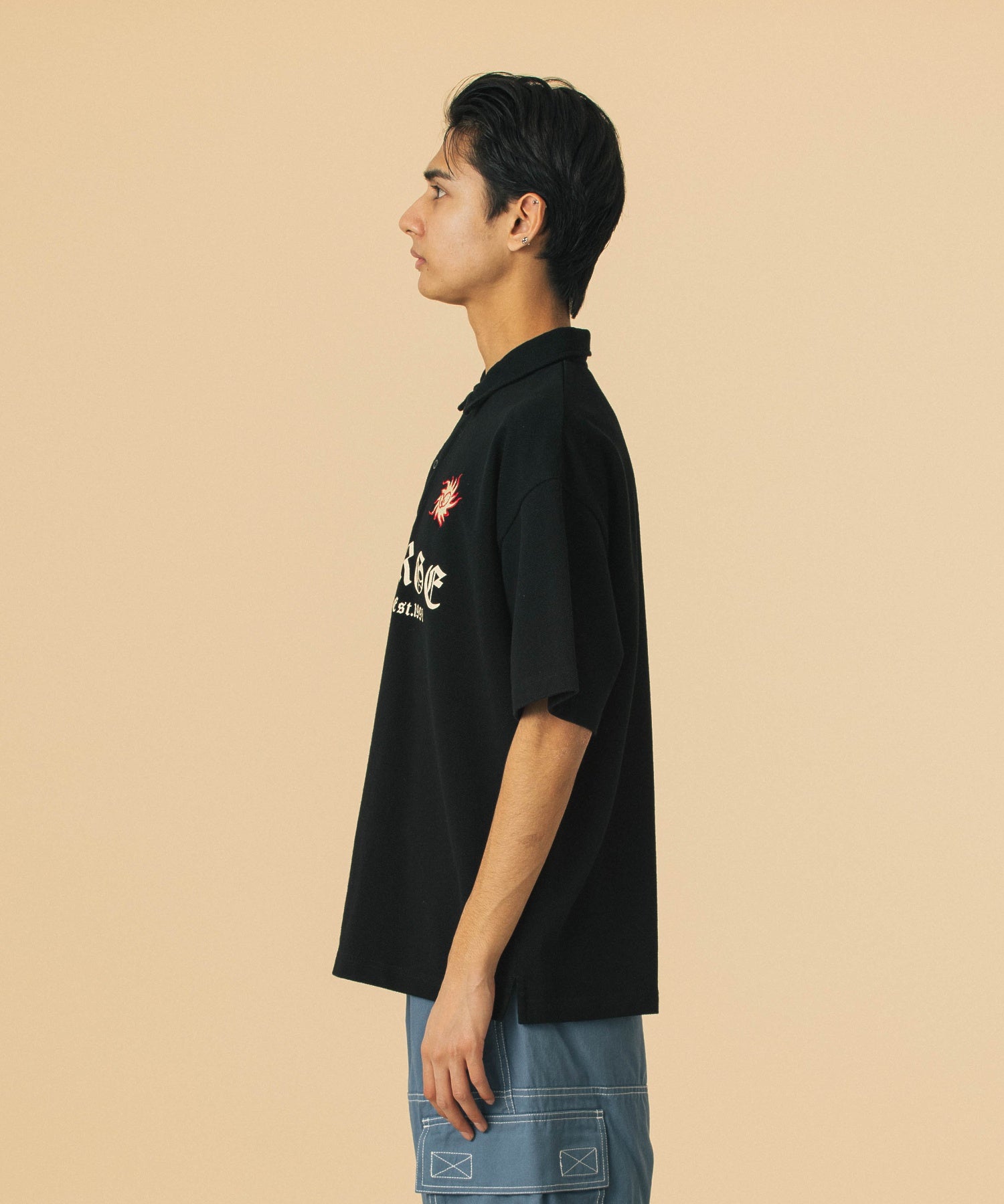 เสื้อเชิ้ต XLARGE รุ่น Multi Logo Polo Shirt