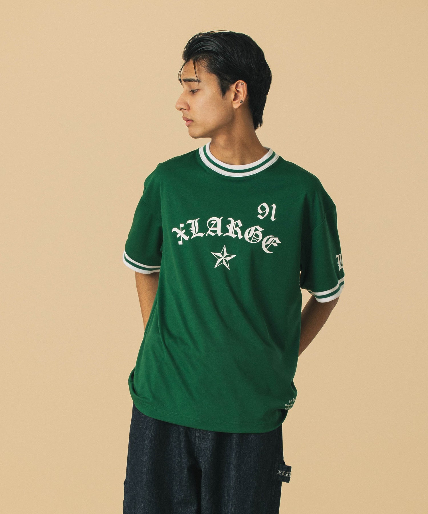 เสื้อยืดแขนสั้น XLARGE รุ่น Xlarge Football Jersey