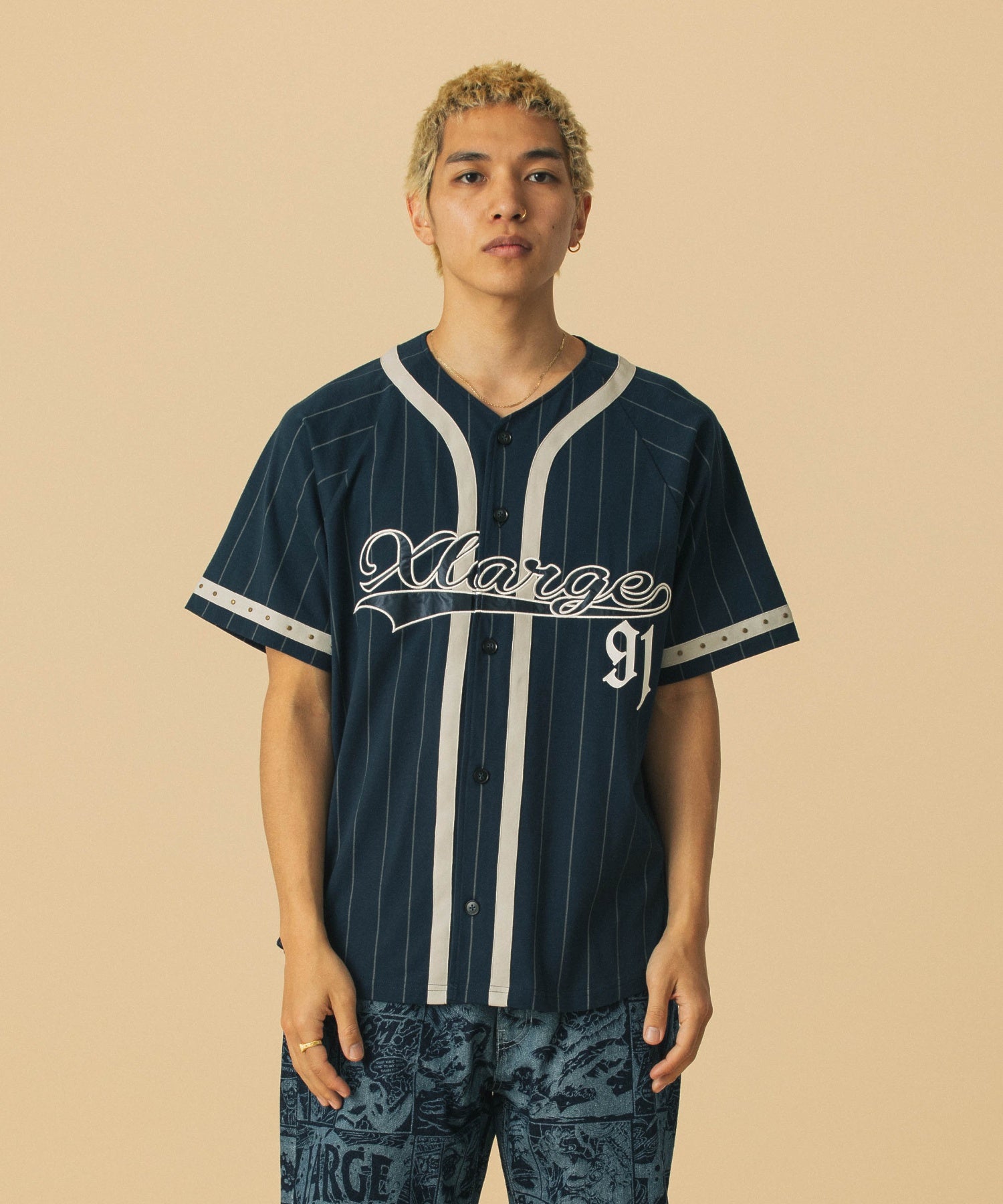 เสื้อยืดแขนสั้น XLARGE รุ่น Studded Baseball Jersey