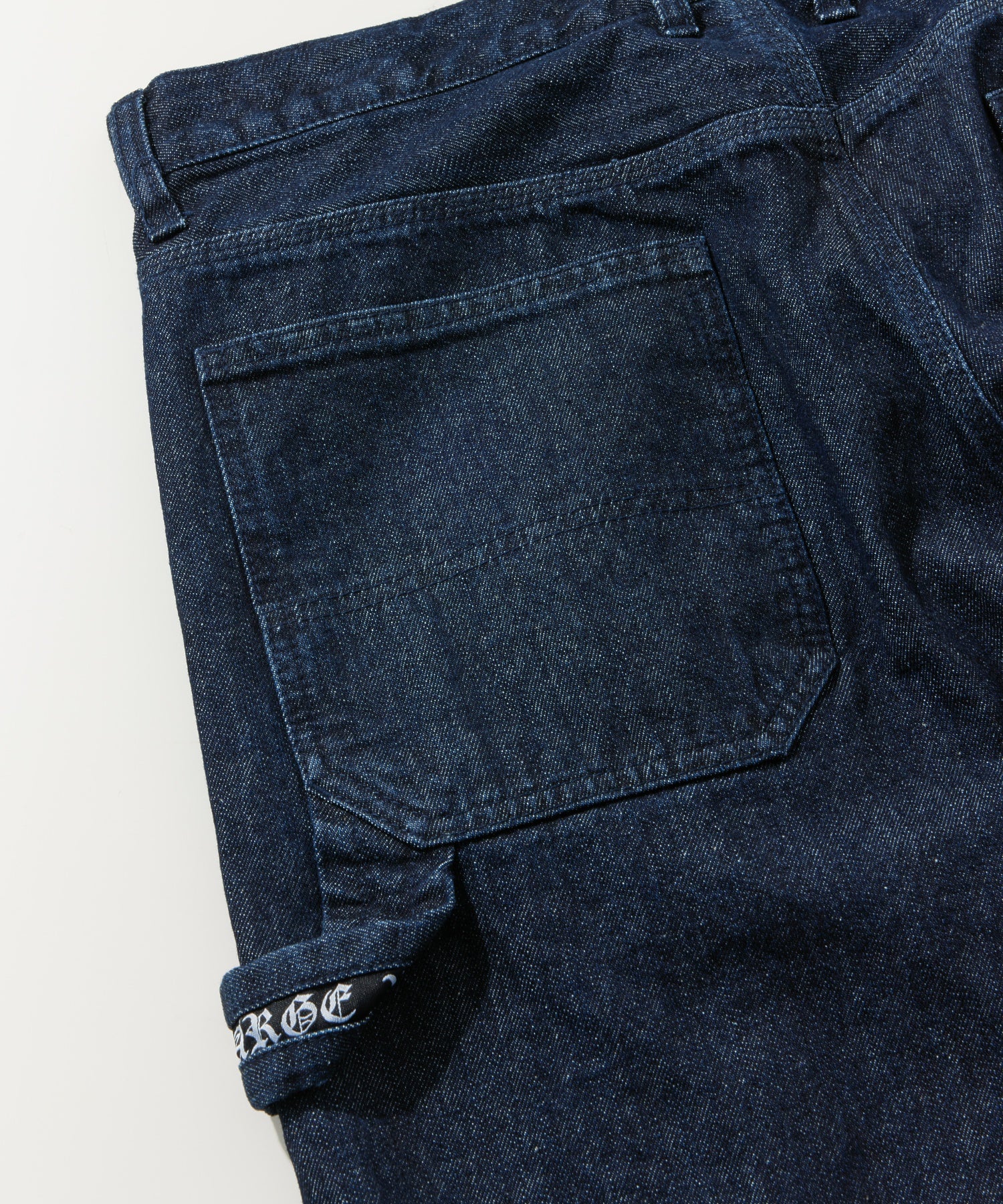 กางเกงขายาว XLARGE รุ่น Old English Denim Painter Pants
