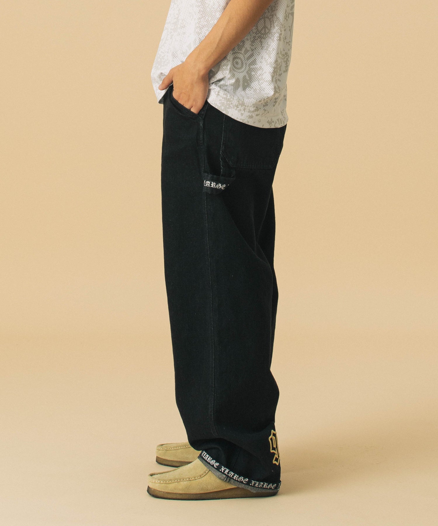กางเกงขายาว XLARGE รุ่น Old English Denim Painter Pants