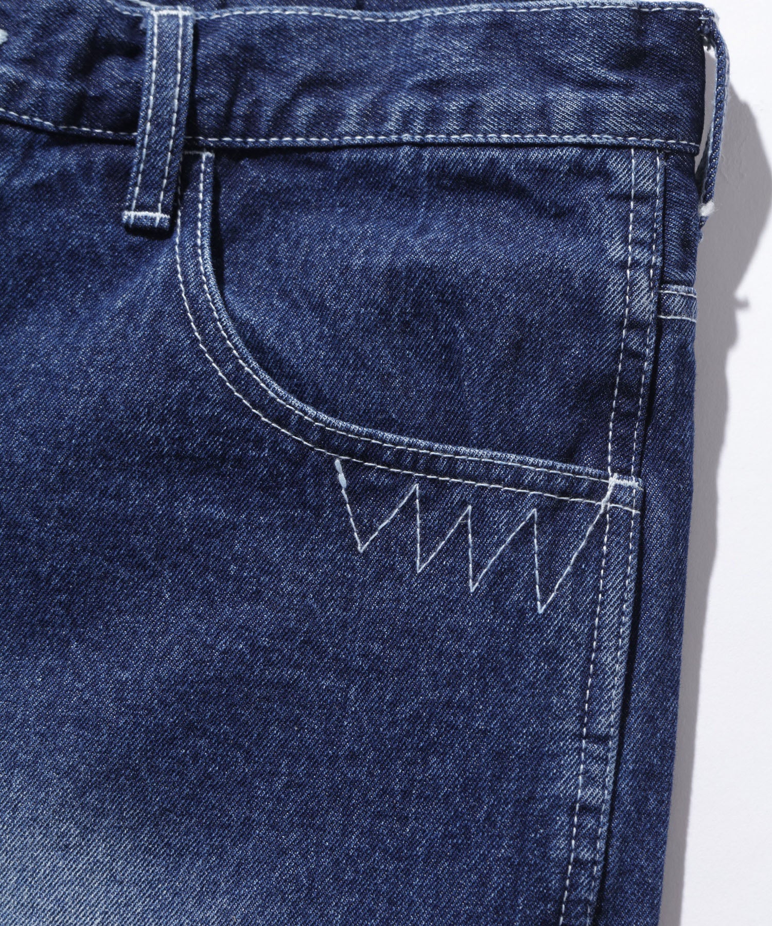 กางเกงขาสั้น XLARGE รุ่น Custom Denim Short Pants