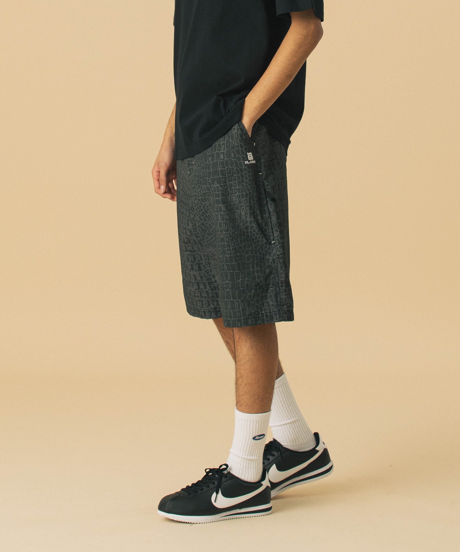 กางเกงขาสั้น XLARGE รุ่น Side Pocket Short Pants