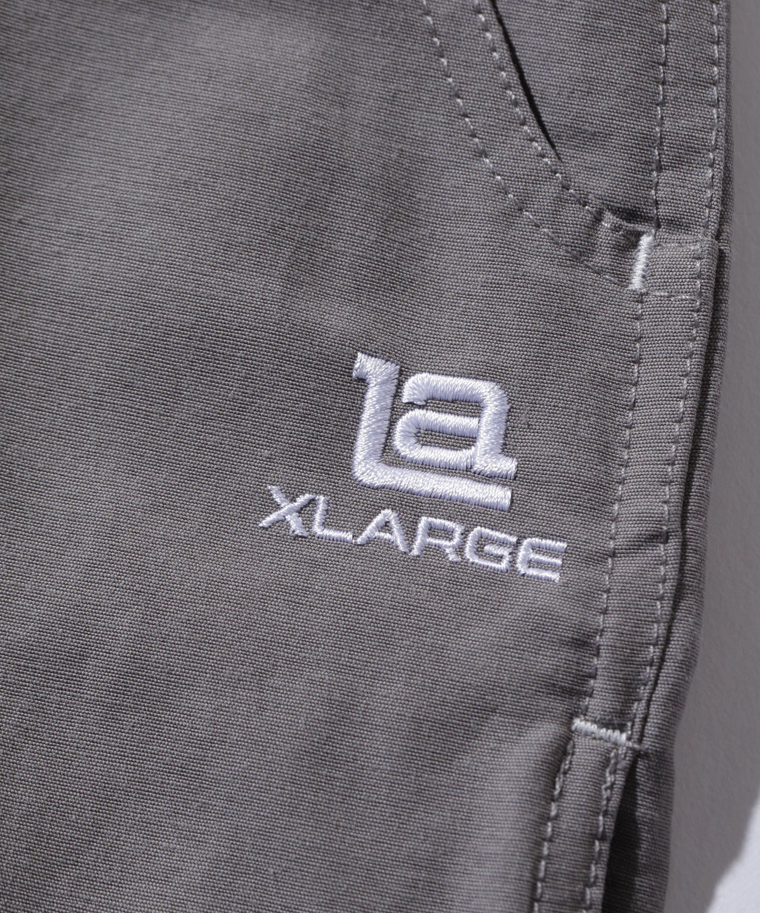 กางเกงขาสั้น XLARGE รุ่น Side Pocket Short Pants