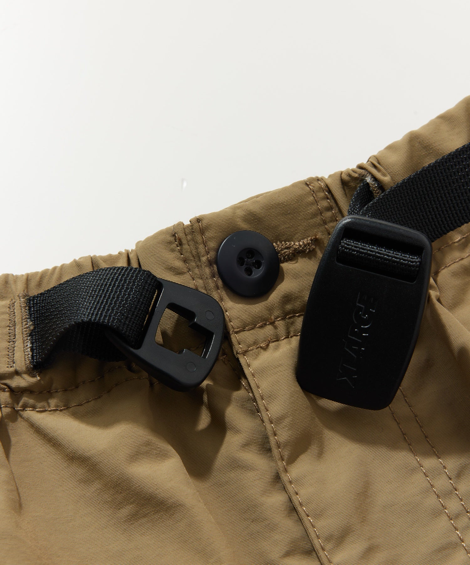 กางเกงขาสั้น XLARGE รุ่น Nylon Cargo Short Pants