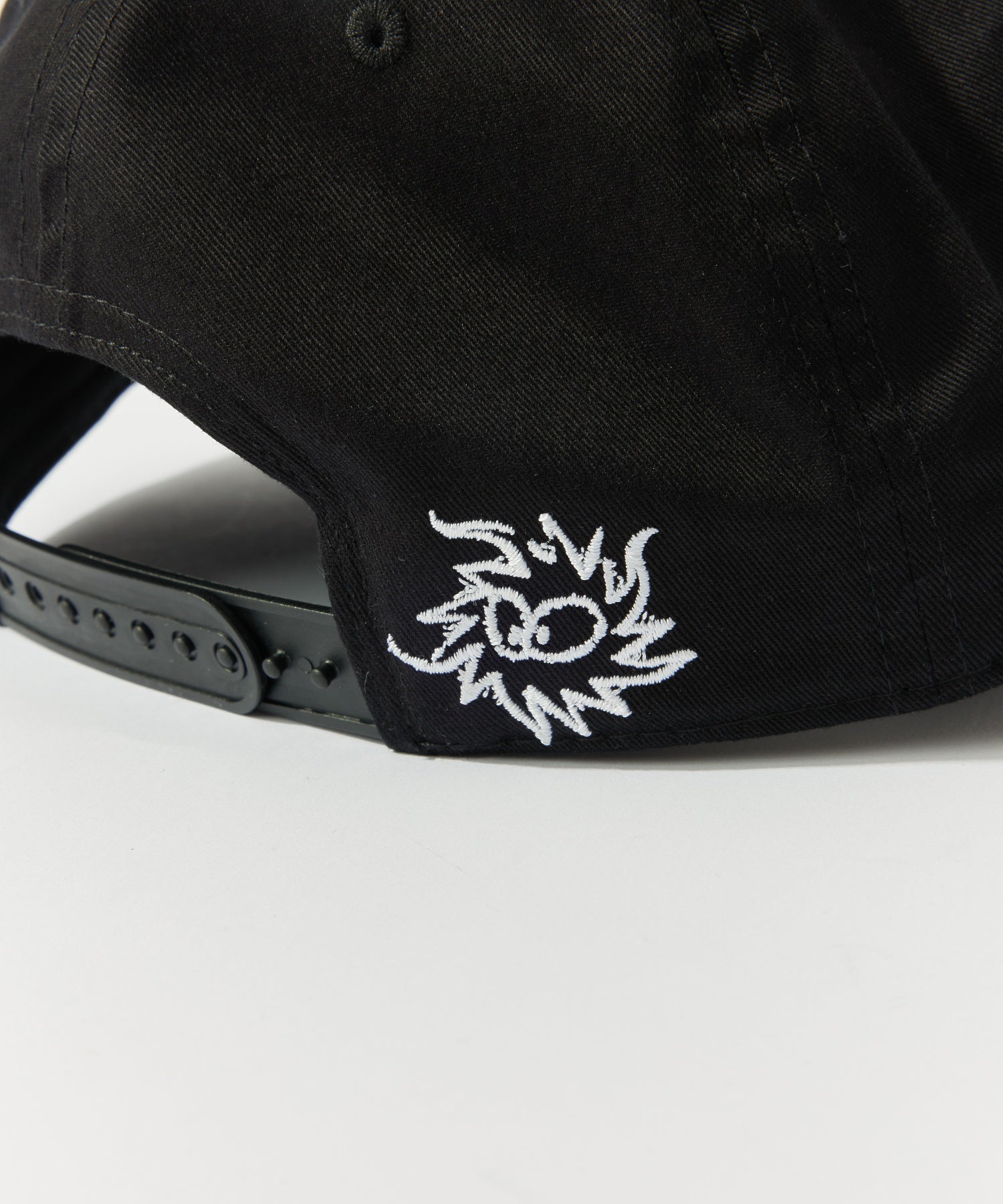 หมวก XLARGE รุ่น Community Spirit Snapback Cap