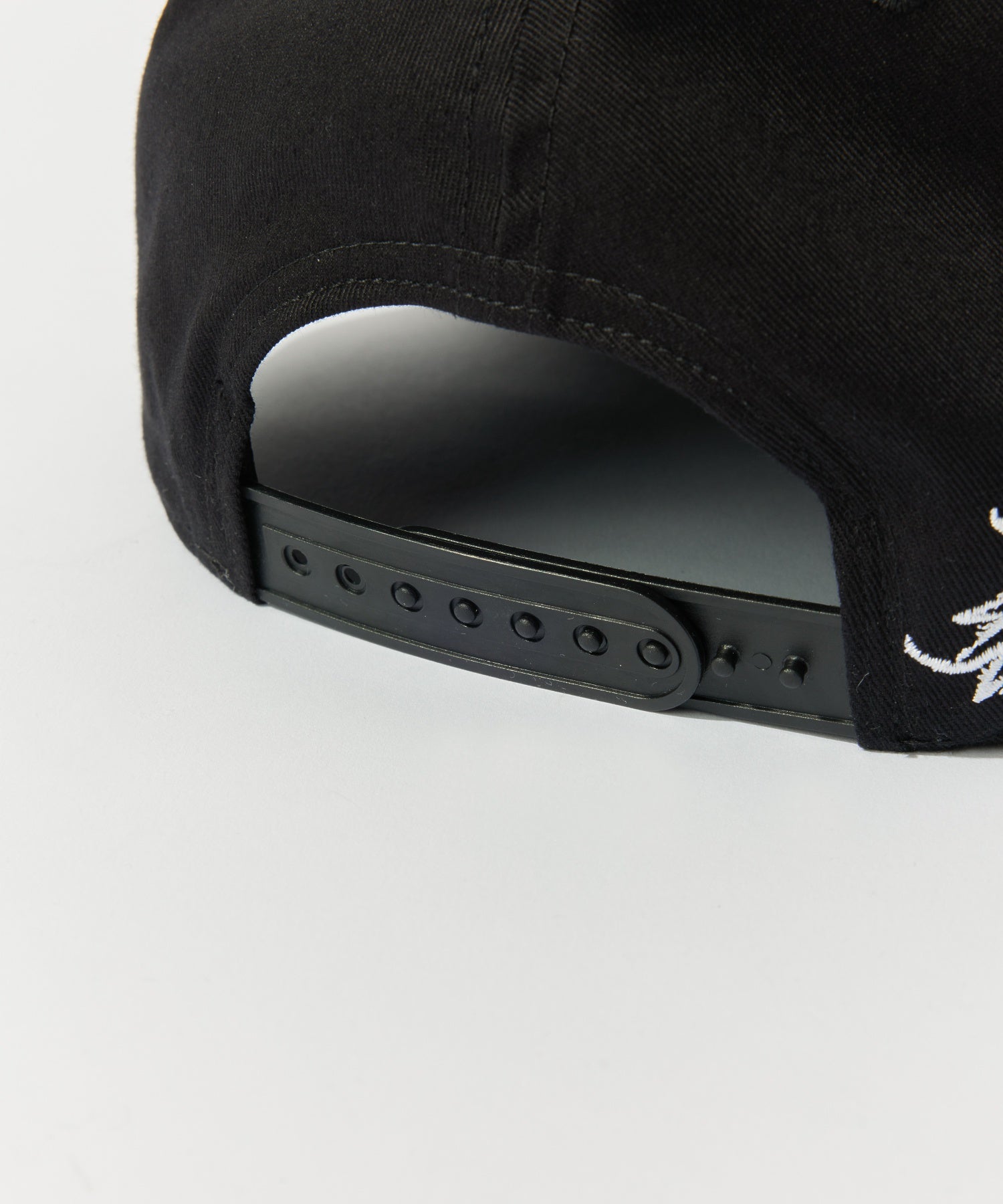 หมวก XLARGE รุ่น Community Spirit Snapback Cap