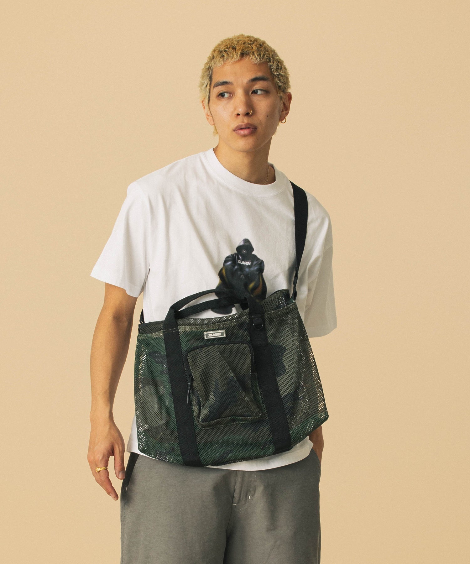 กระเป๋า XLARGE รุ่น Mesh Shoulder Bag
