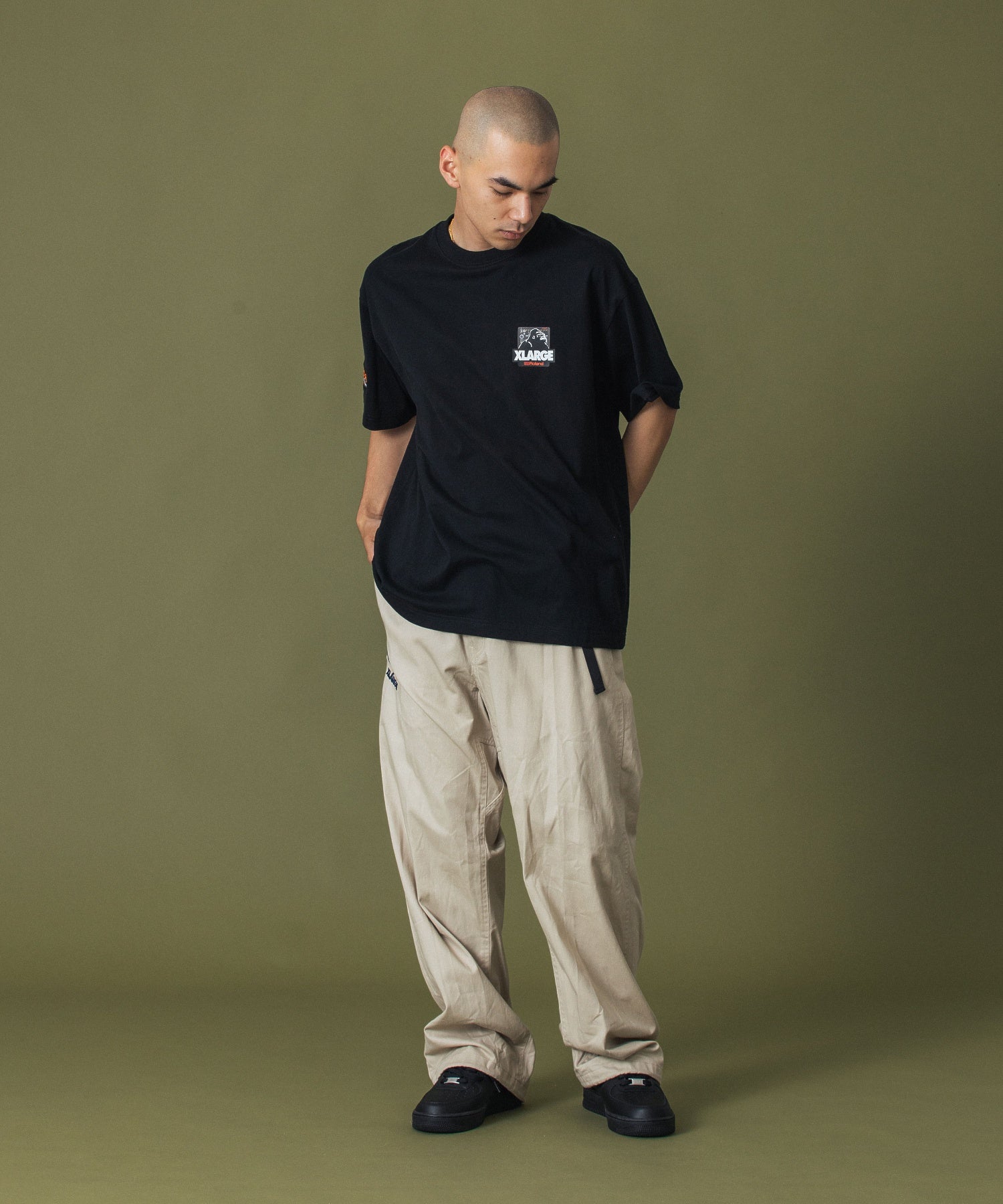 เสื้อยืดแขนสั้น XLARGE รุ่น Xlarge X Roland Og Box S/S Tee