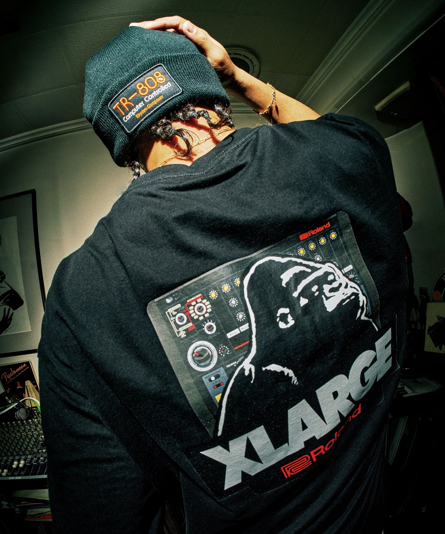 เสื้อยืดแขนสั้น XLARGE รุ่น Xlarge X Roland Og Box S/S Tee