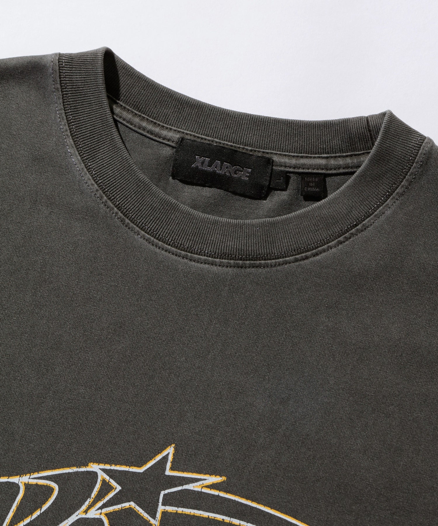 เสื้อยืดแขนสั้น XLARGE รุ่น CRACK S/S TEE