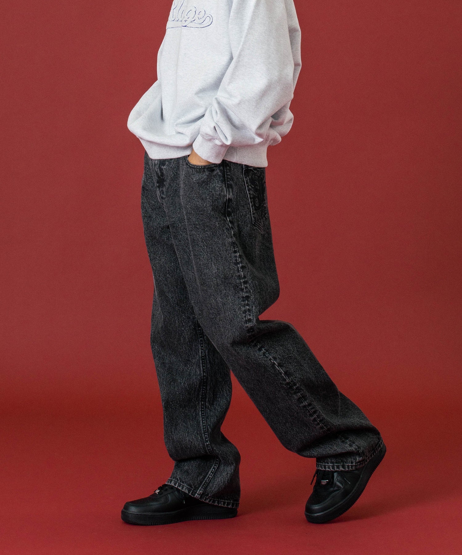 กางเกงยีนส์ผ้าเดนิม XLARGE รุ่น OVERDYED DENIM PANTS