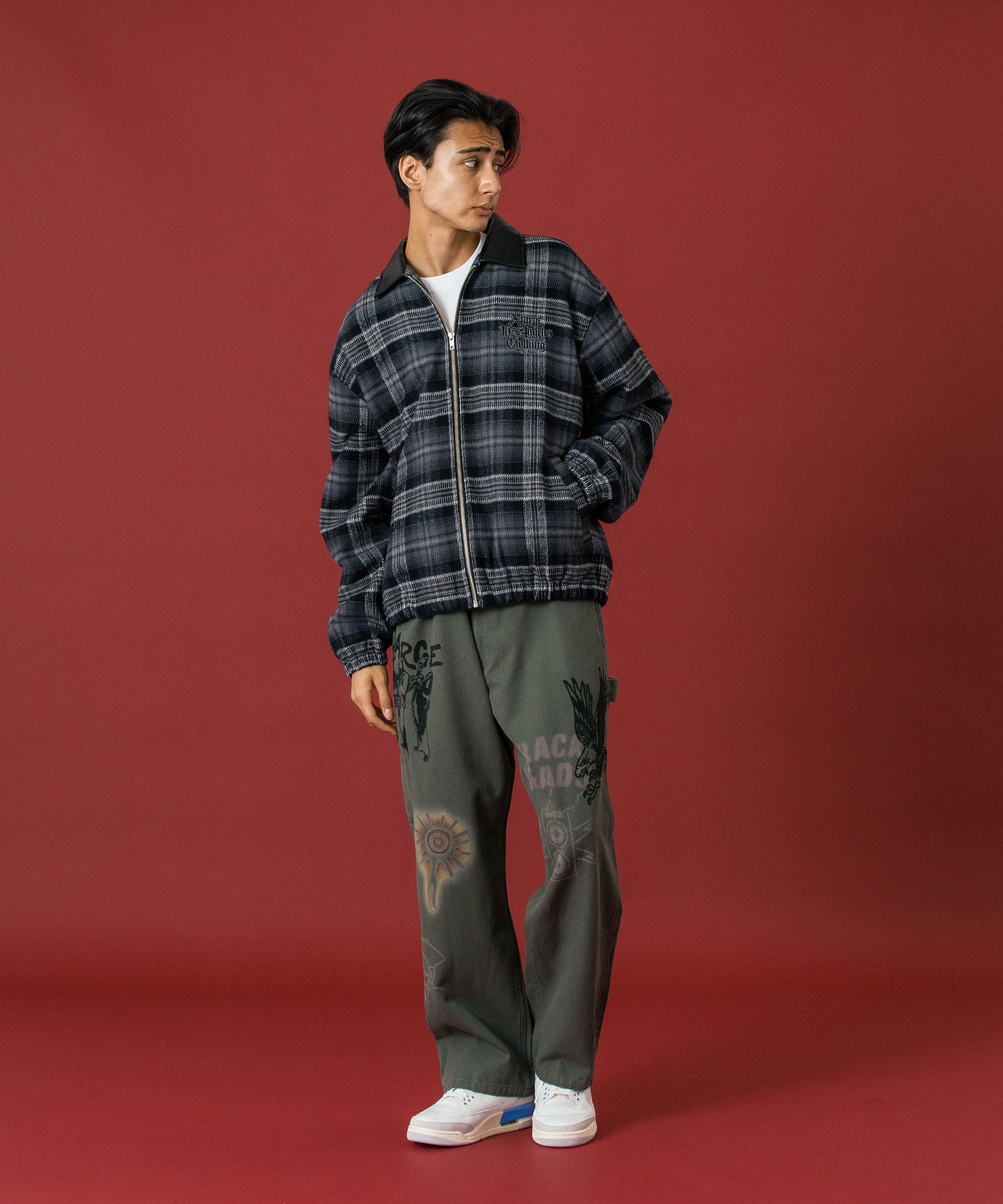 กางเกงขายาว XLARGE รุ่น PAINTING PAINTER PANTS
