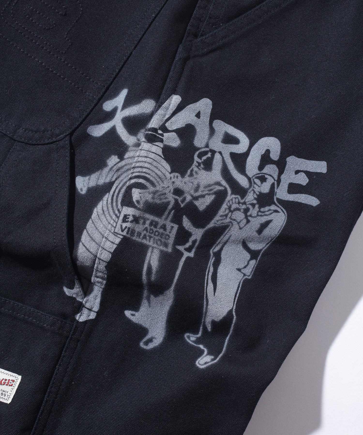 กางเกงขายาว XLARGE รุ่น PAINTING PAINTER PANTS