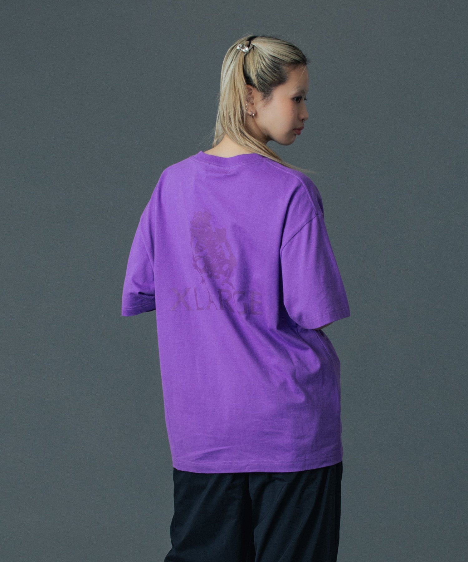 เสื้อยืดแขนสั้น XLARGE รุ่น FOSSIL S/S TEE