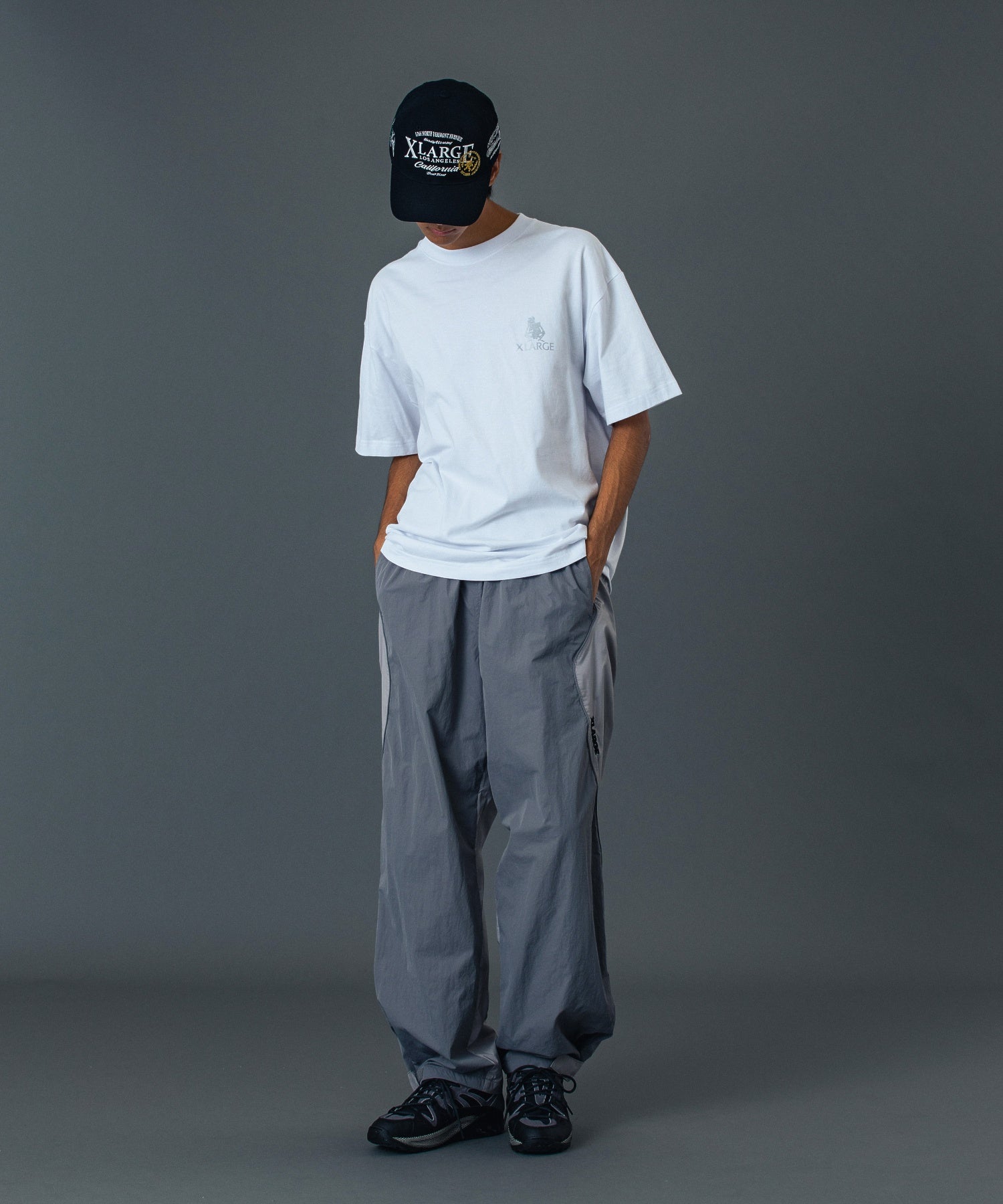 เสื้อยืดแขนสั้น XLARGE รุ่น FOSSIL S/S TEE