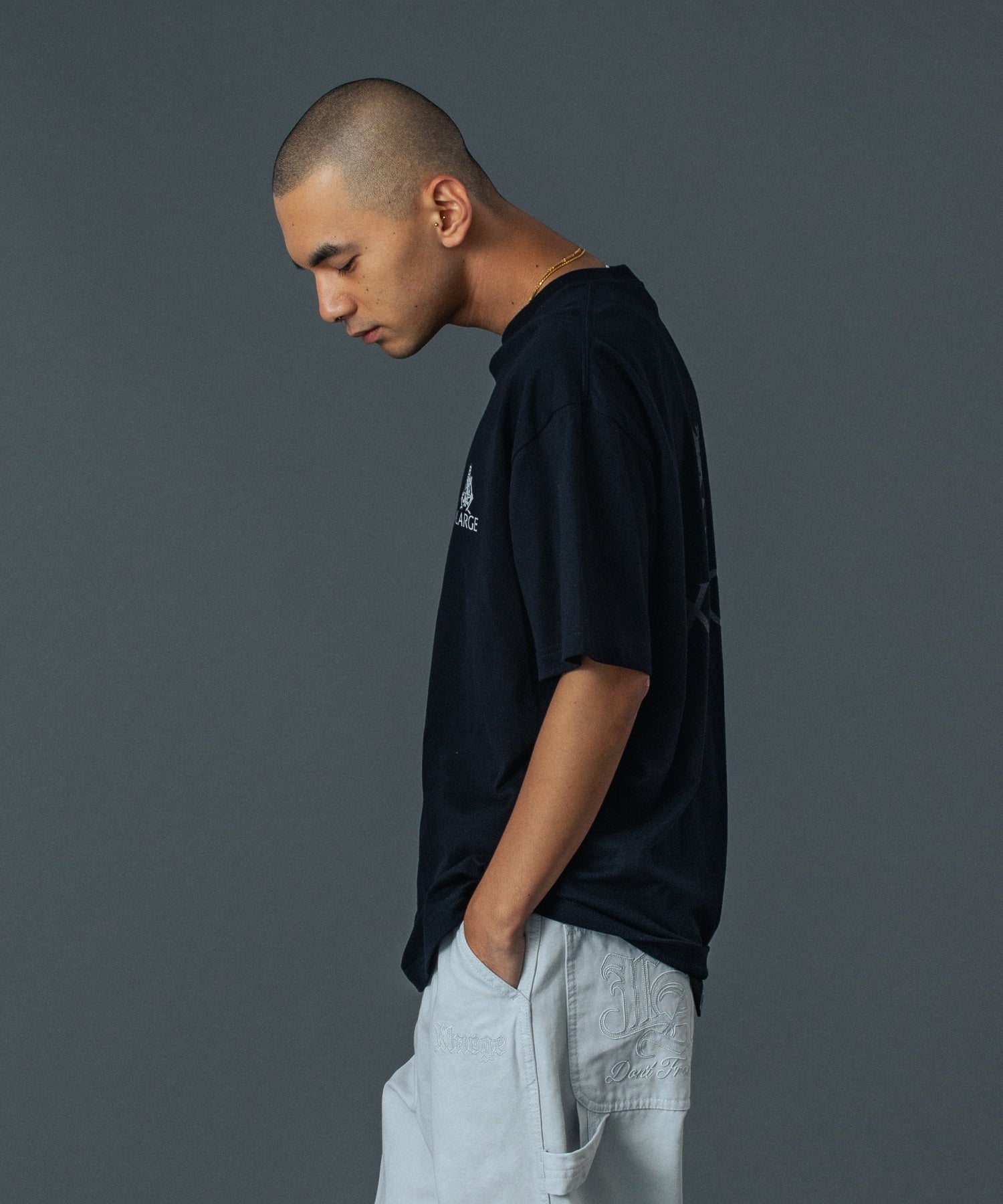 เสื้อยืดแขนสั้น XLARGE รุ่น FOSSIL S/S TEE