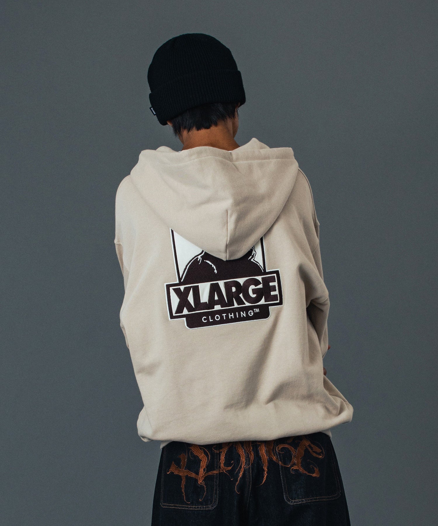 เสื้อฮู้ด XLARGE รุ่น OG BOX ZIP UP HOODED SWEATSHIRT