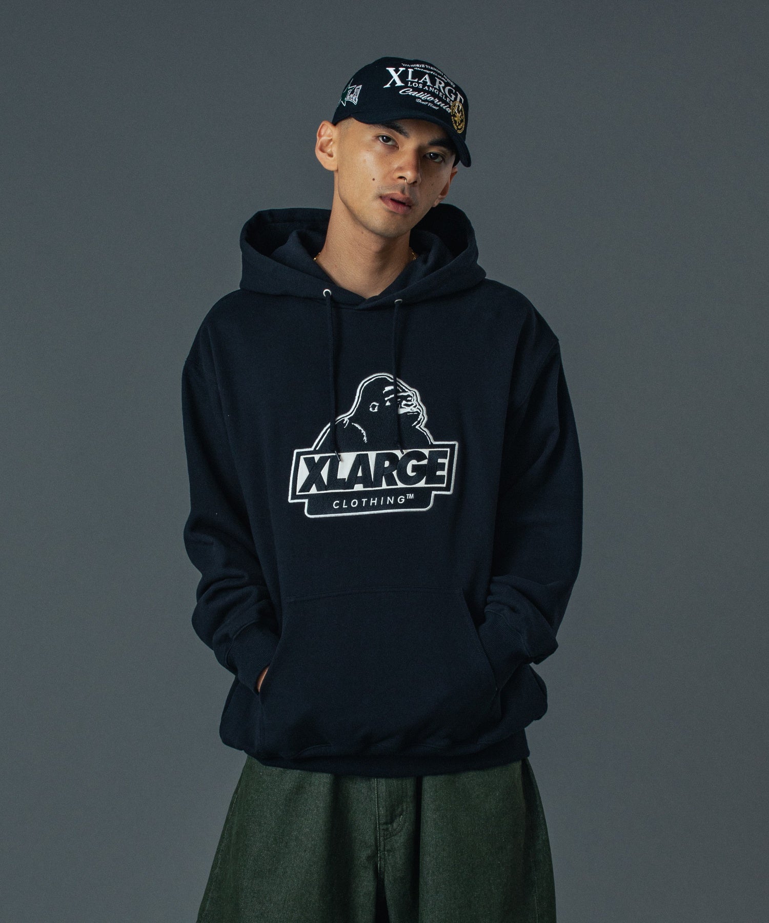 เสื้อฮู้ด XLARGE รุ่น SLANTED OG PULLOVER HOODED SWEATSHIRT